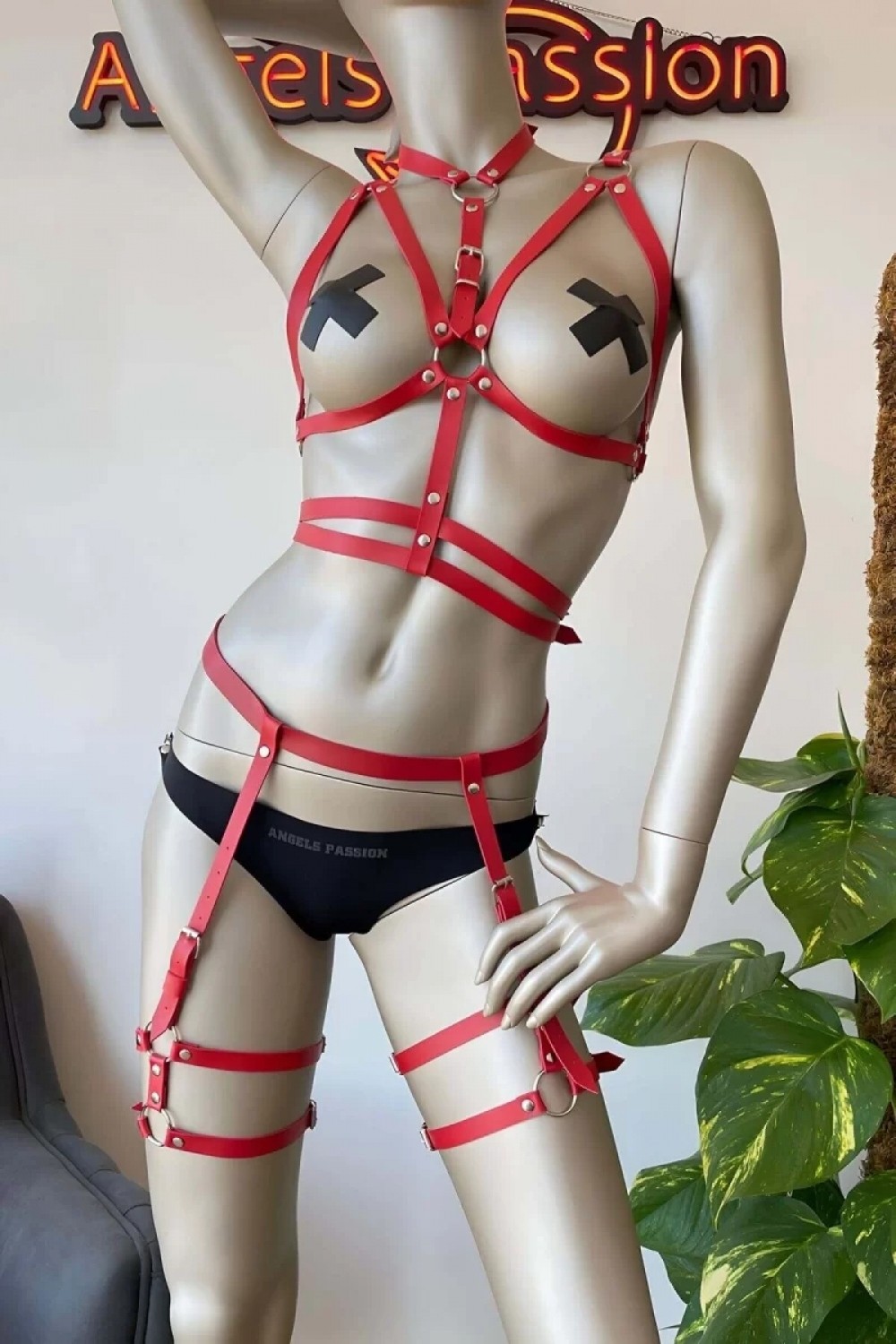 Hace Bazaar Kırmızı Fantezi Deri Jartiyer Harness Takım görsel 3