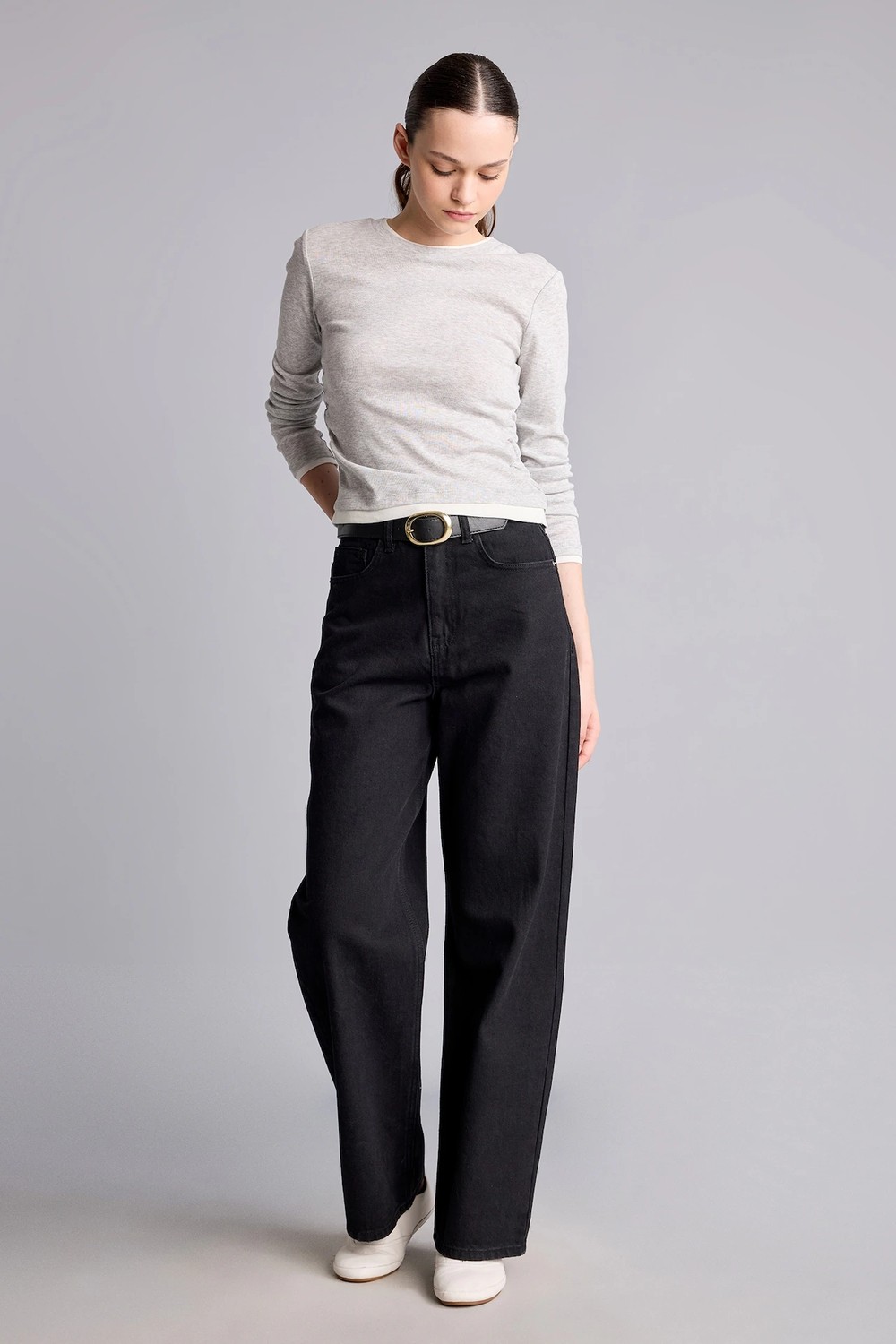 DeFacto %100 Pamuk Cepli Straight Fit Yüksek Bel Kemerli Denim Pantolon H7800AX26AU