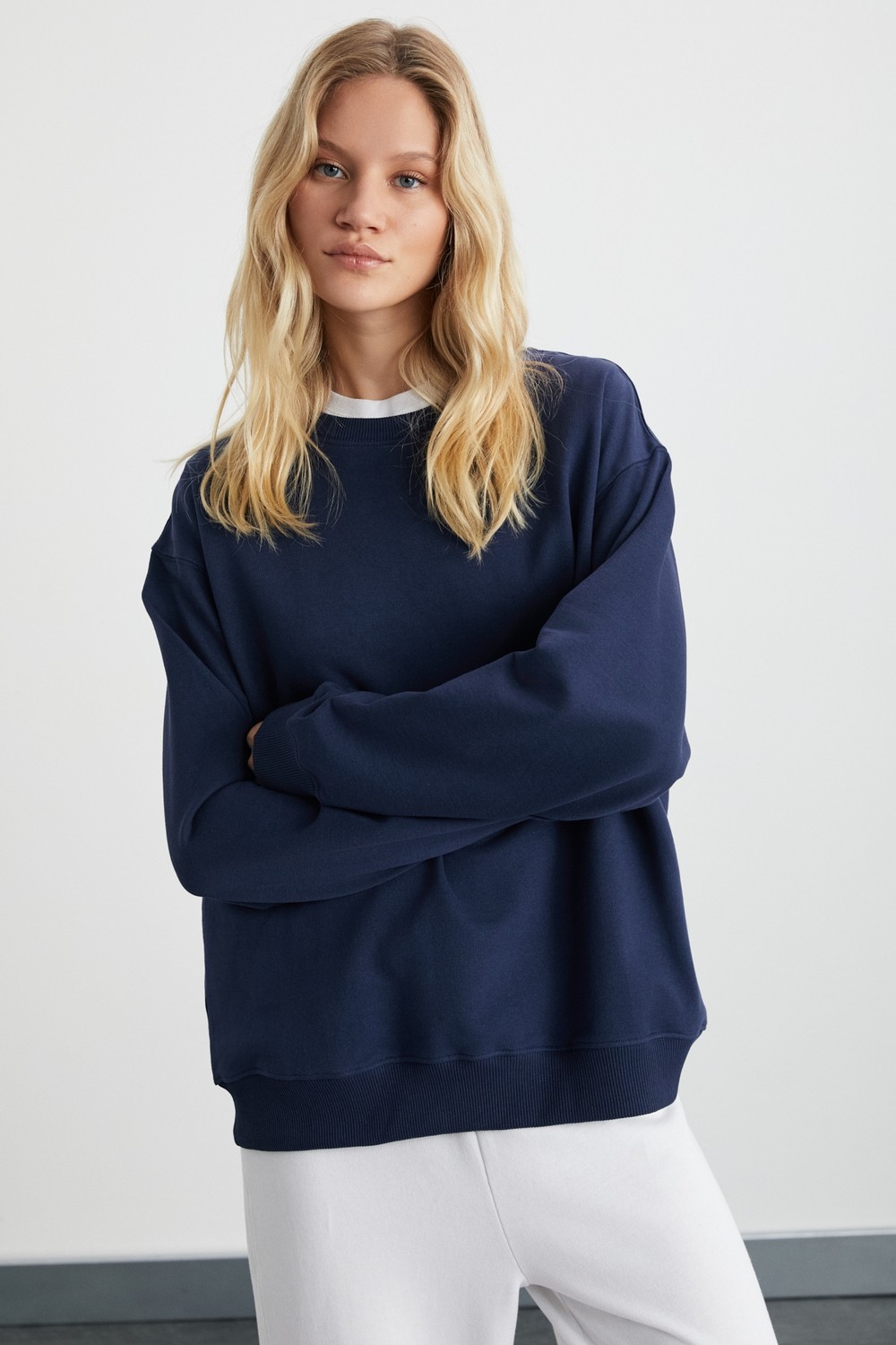 Ethiquet Karıus Kadın Organik Pamuklu Içi Polarlı Oversize Yuvarlak Yakalı Gri Sweatshirt