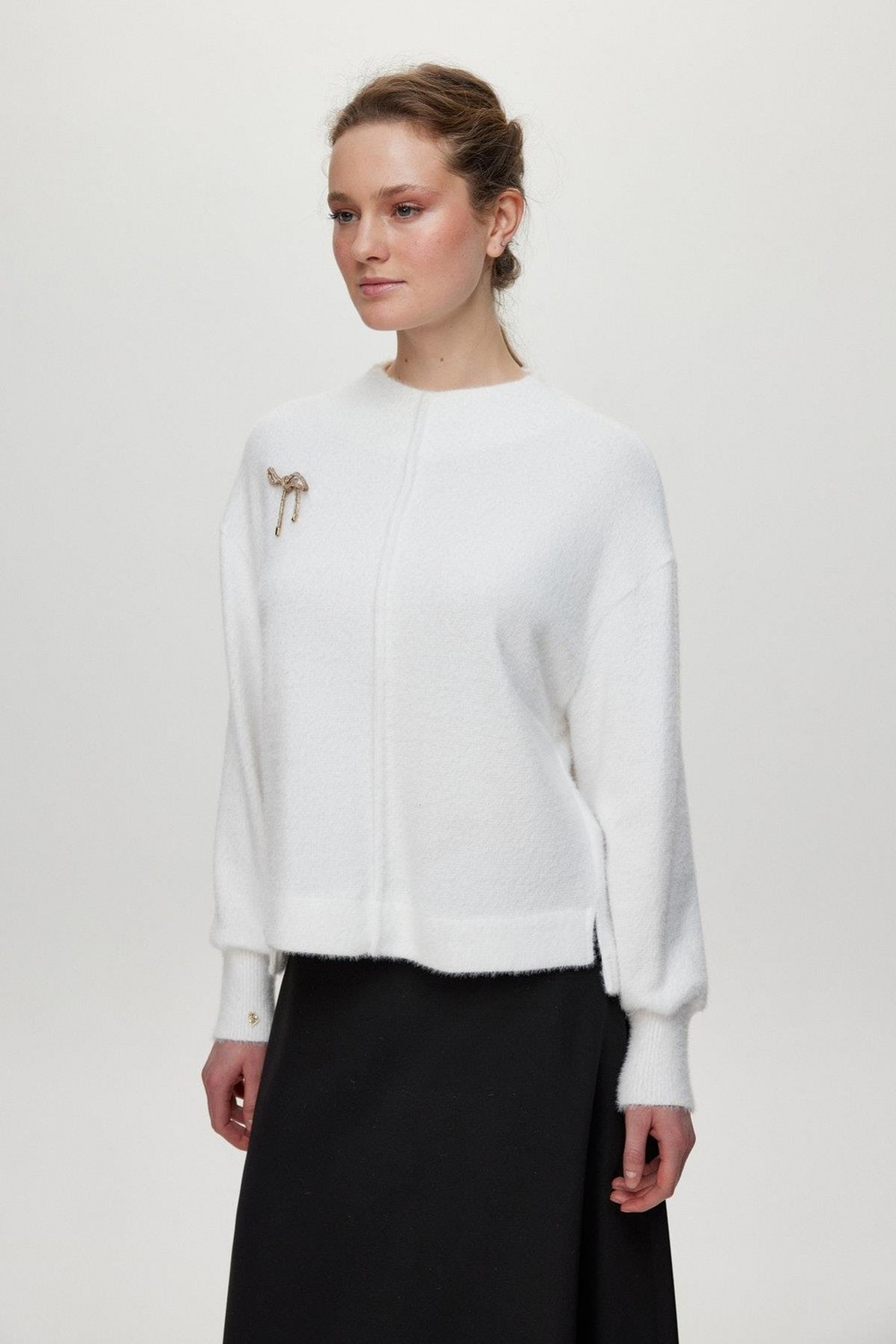Zühre Fiyonk Broş Detaylı Triko Bluz Ekru Bluz 0138 görsel 8