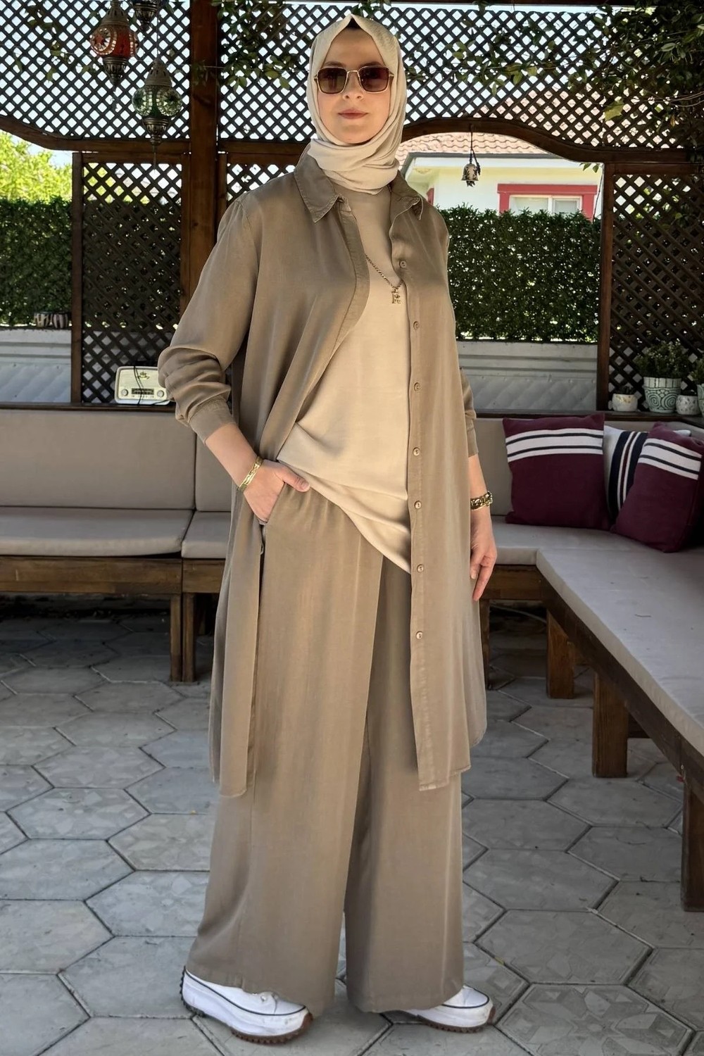 Rabia Şamlı Inci Pantolonlu Takım Vizon görsel 5