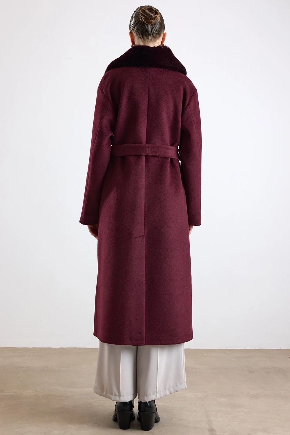Olcay Oversize Çıkabilen Kürklü Düşük Kol Kaban Mürdüm 3178 görsel 7