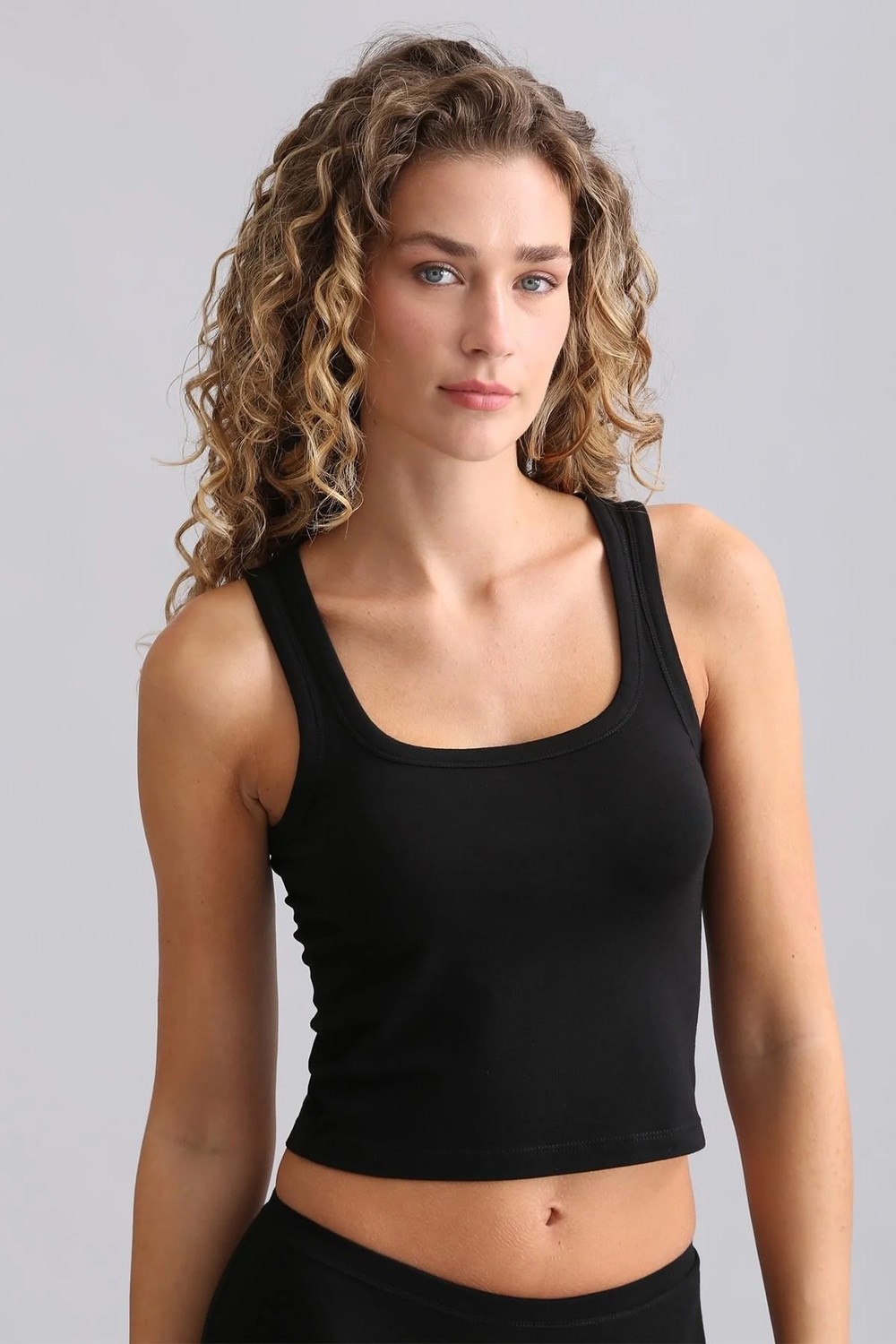 Mısırlı Modal By Tencel U Helen Kalın Askılı Crop / T-Shirt Haki