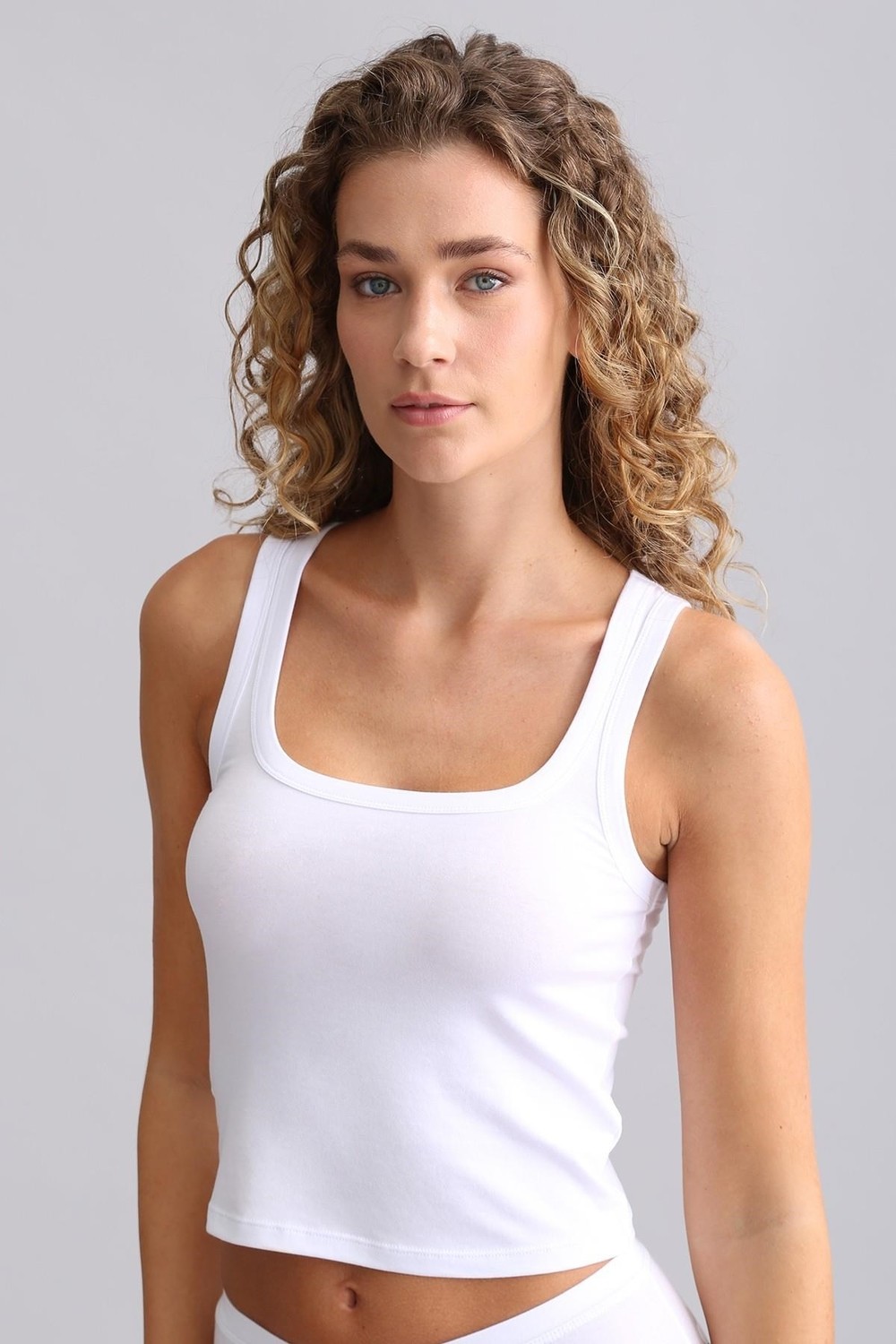 Mısırlı Modal By Tencel U Helen Kalın Askılı Crop / T-Shirt Haki