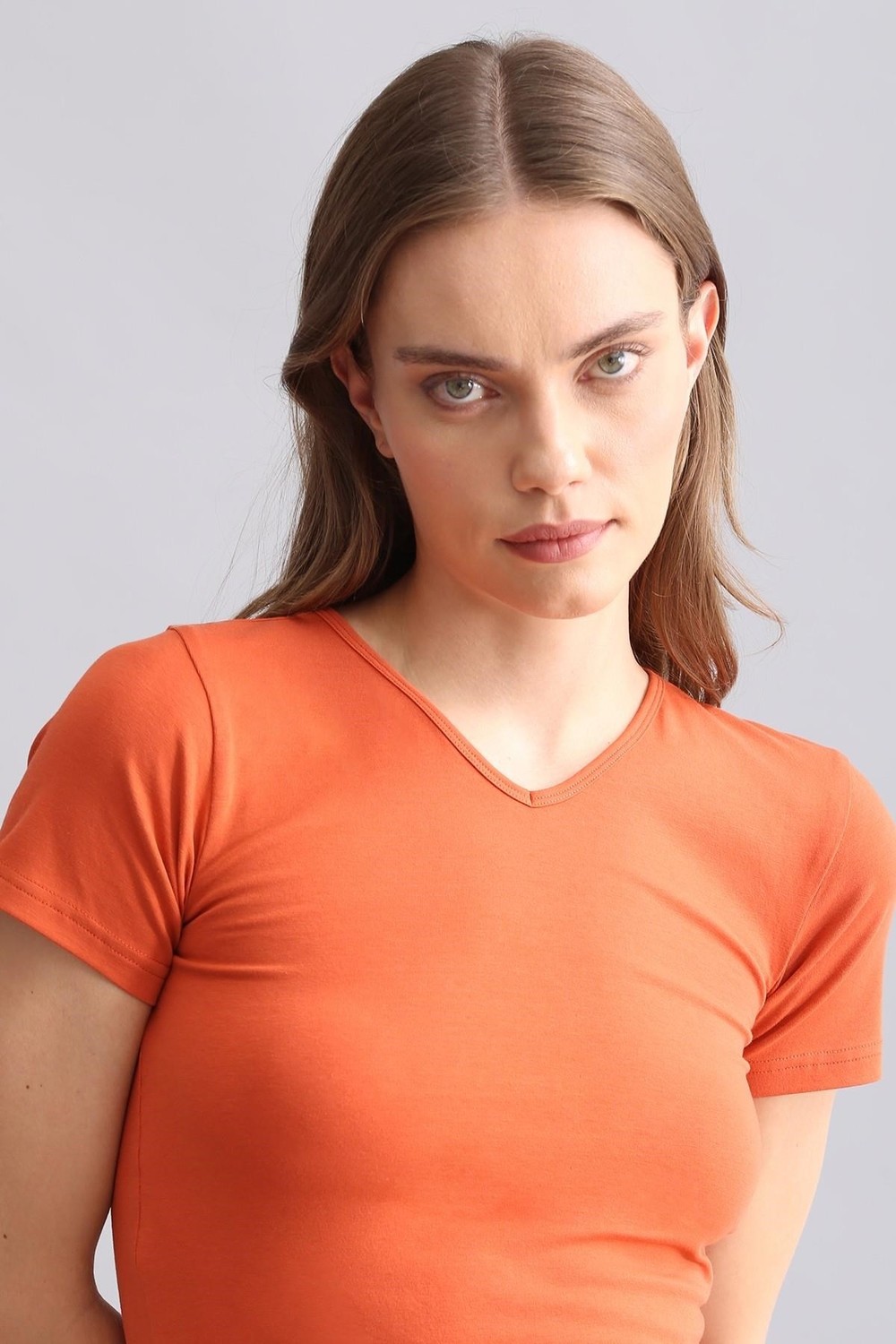 Mısırlı Modal By Tencel Vıctorıa V Yaka Fanila / T-Shirt Pas Kırmızısı