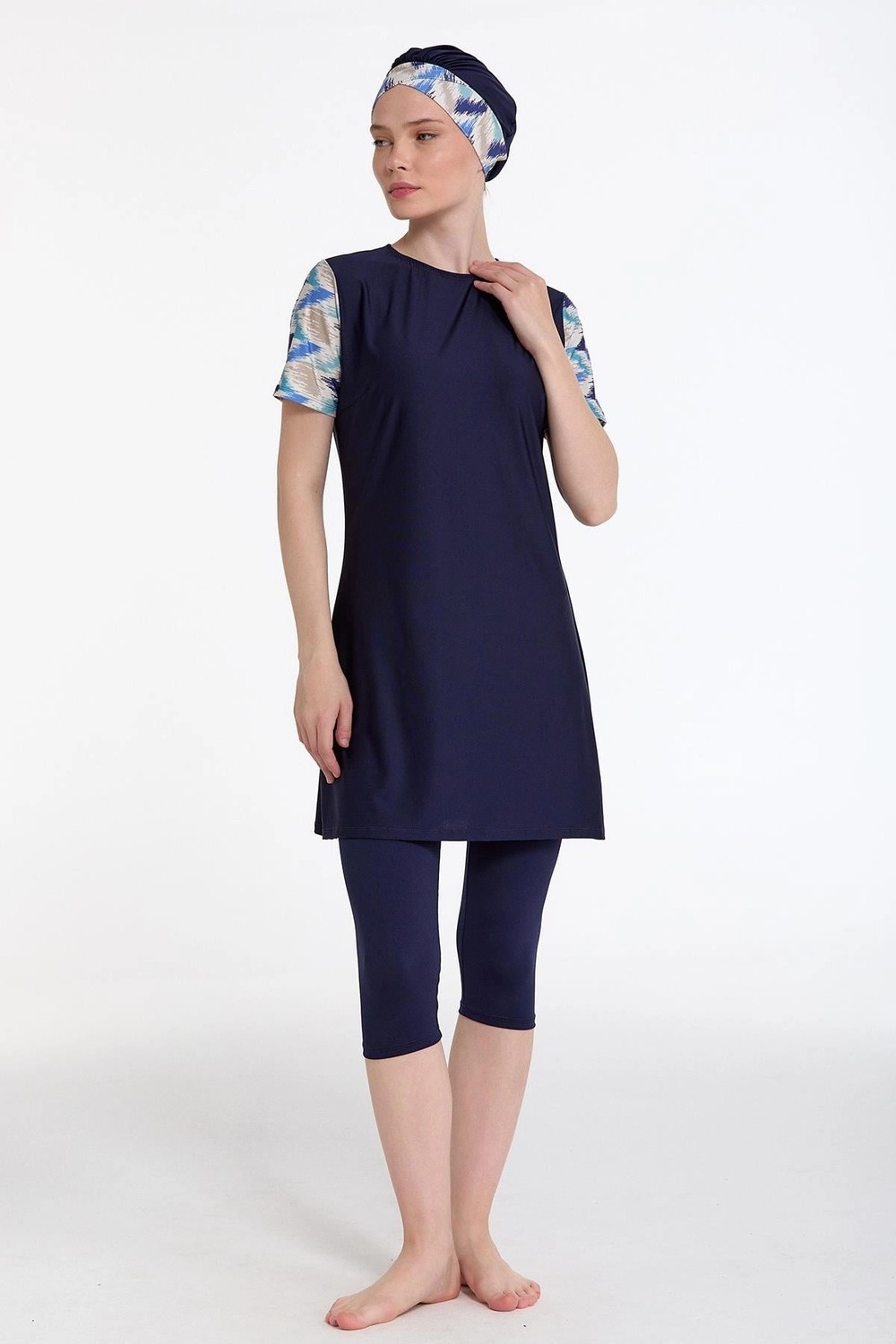 Amora Fancy Clothing Rivamare 0718-329YARI Kapalı Tesettür Takımı