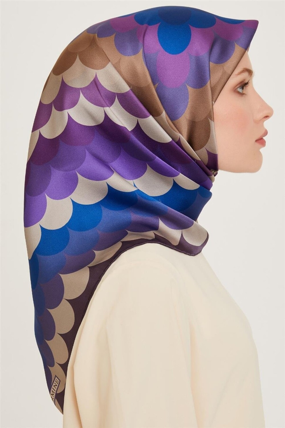 Armine Geometrik Desenli Sura Saf Ipek Eşarp 9212D 06 görsel 2