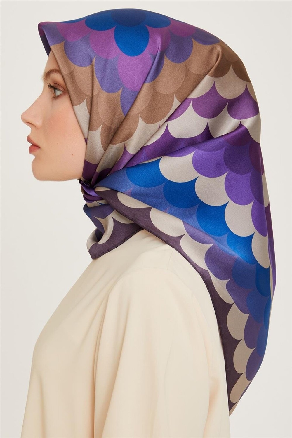 Armine Geometrik Desenli Sura Saf Ipek Eşarp 9212D 06 görsel 3