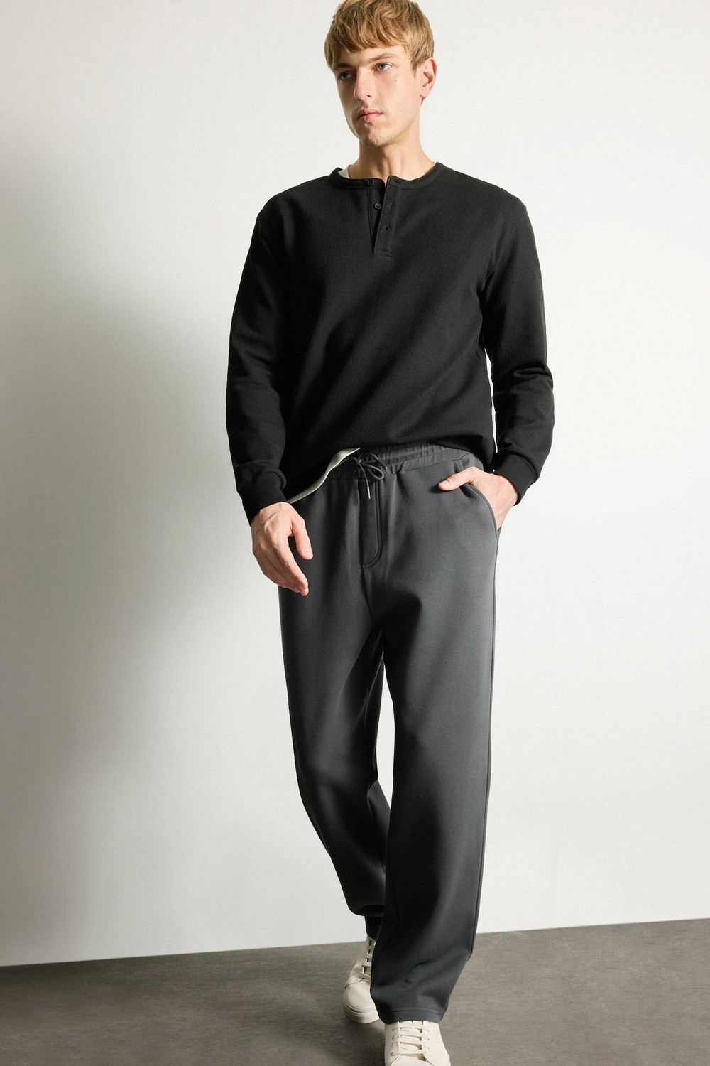 DeFacto Regular Fit Cepli Düz Paça Pantolon E7829AX26AU görsel 6
