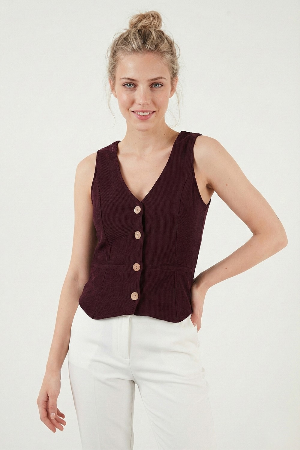 Lela Fittili Regular Fit V Yaka Düğmeli Yelek Bayan Yelek 5866559 görsel 5