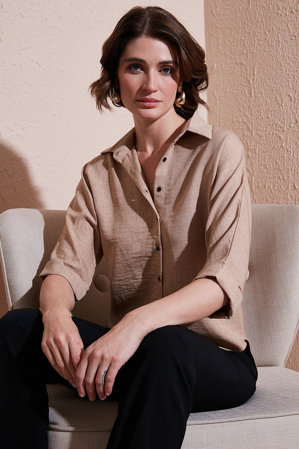 Lela Oversize Fit Önü Kısa Arkası Uzun Truvakar Kol Gömlek Kadın Gömlek 5866116 görsel 2