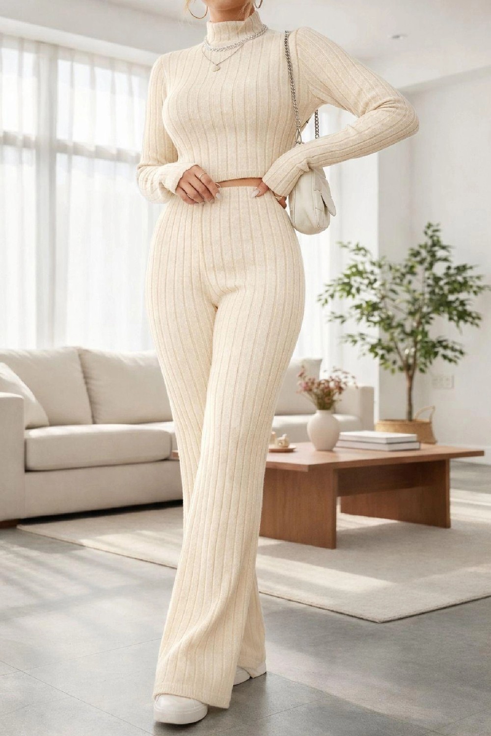 Nemere Kadın Ekru Fitilli Crop Uzun Kollu Üst Paça Pantolon Eşofman Takımı Şık 2’li Set görsel 3