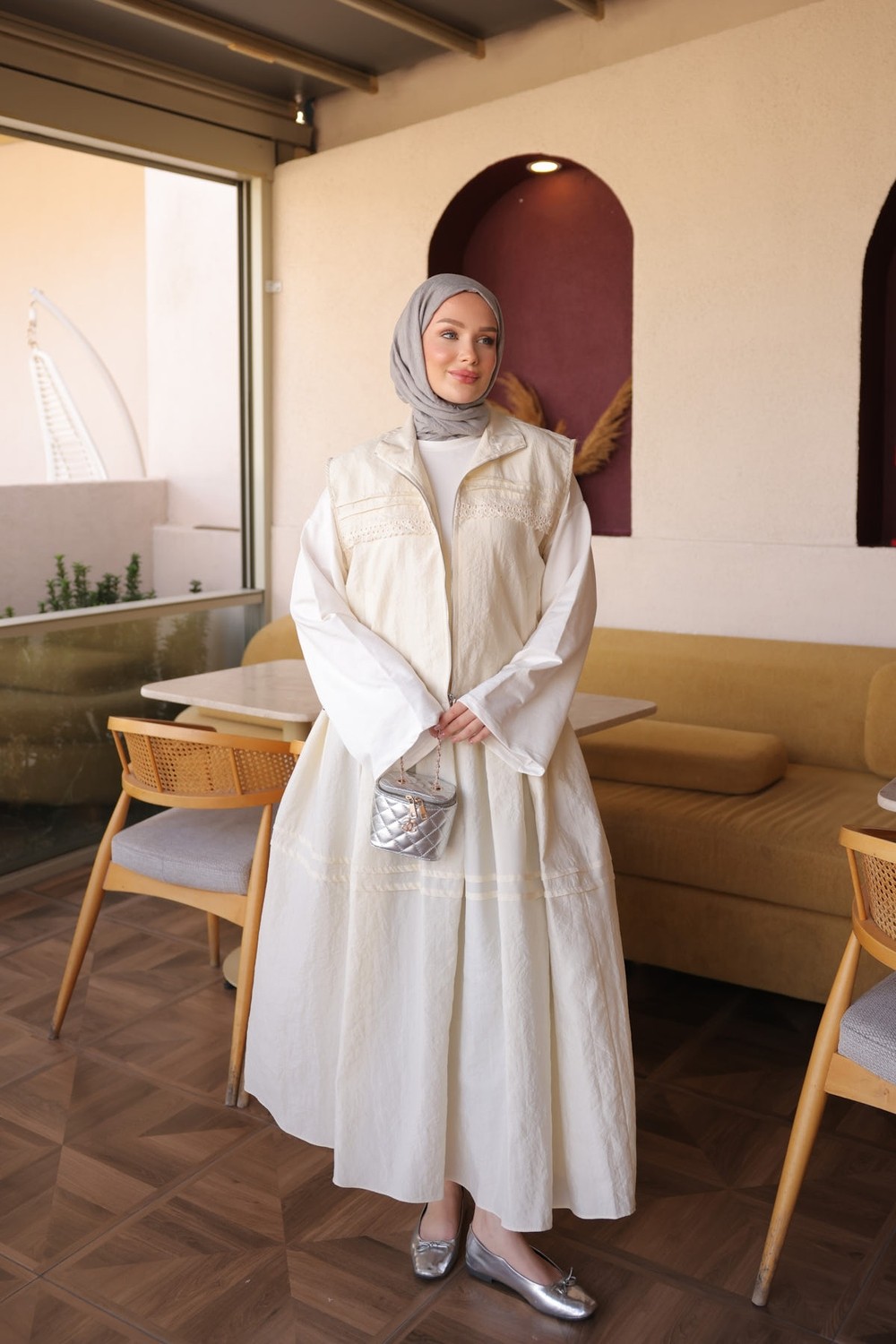 İmaj Butik Krem Fermuarlı Yelek Etekli Takım görsel 7