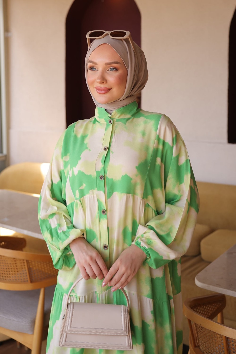 İmaj Butik Yeşil Yarım Düğmeli Kol Lastikli Eteği Katlı Viskon Elbise görsel 8