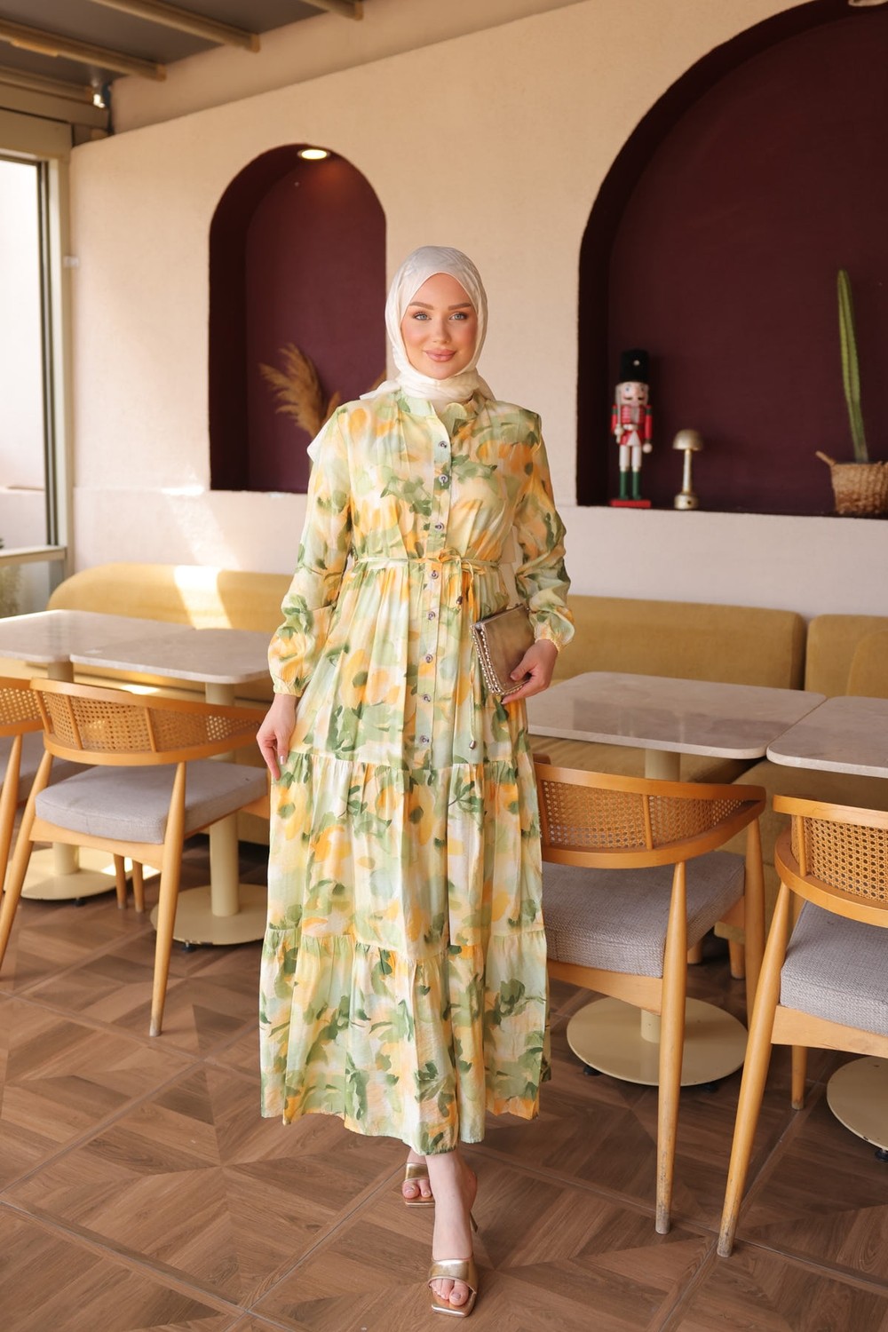 İmaj Butik Bej Yarım Düğmeli Kol Lastikli Eteği Katlı Elbise