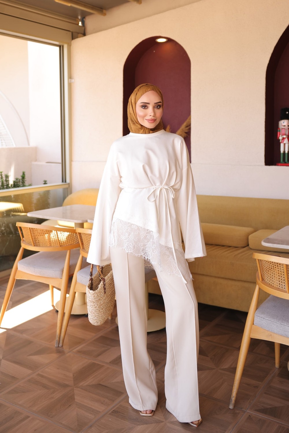 İmaj Butik Kırmızı Eteği Dantel Detaylı Bel Bağlamalı Tunik görsel 7