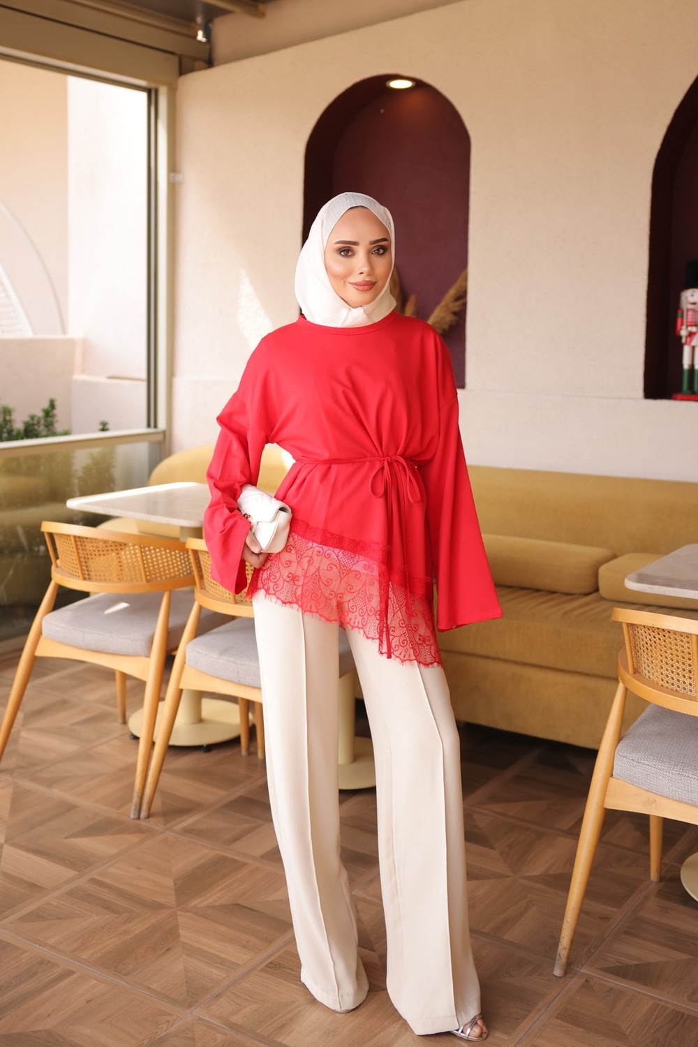 İmaj Butik Kırmızı Eteği Dantel Detaylı Bel Bağlamalı Tunik görsel 2