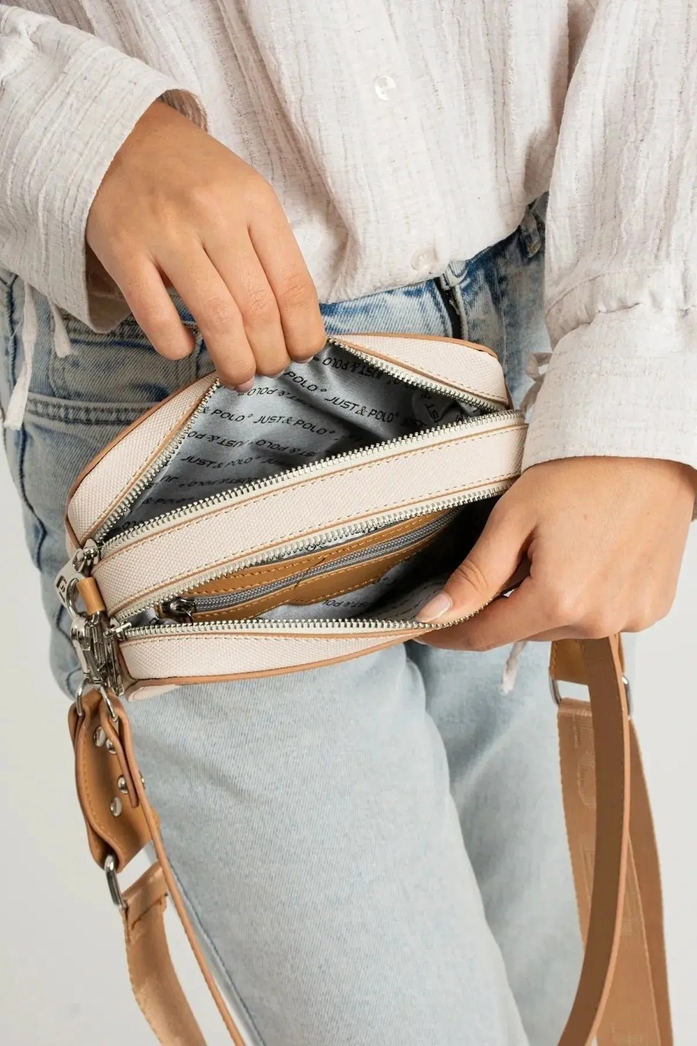 Just Polo Kadın Yeni Sezon Gofraj Baskılı Omuz Çantası 232053MH görsel 5