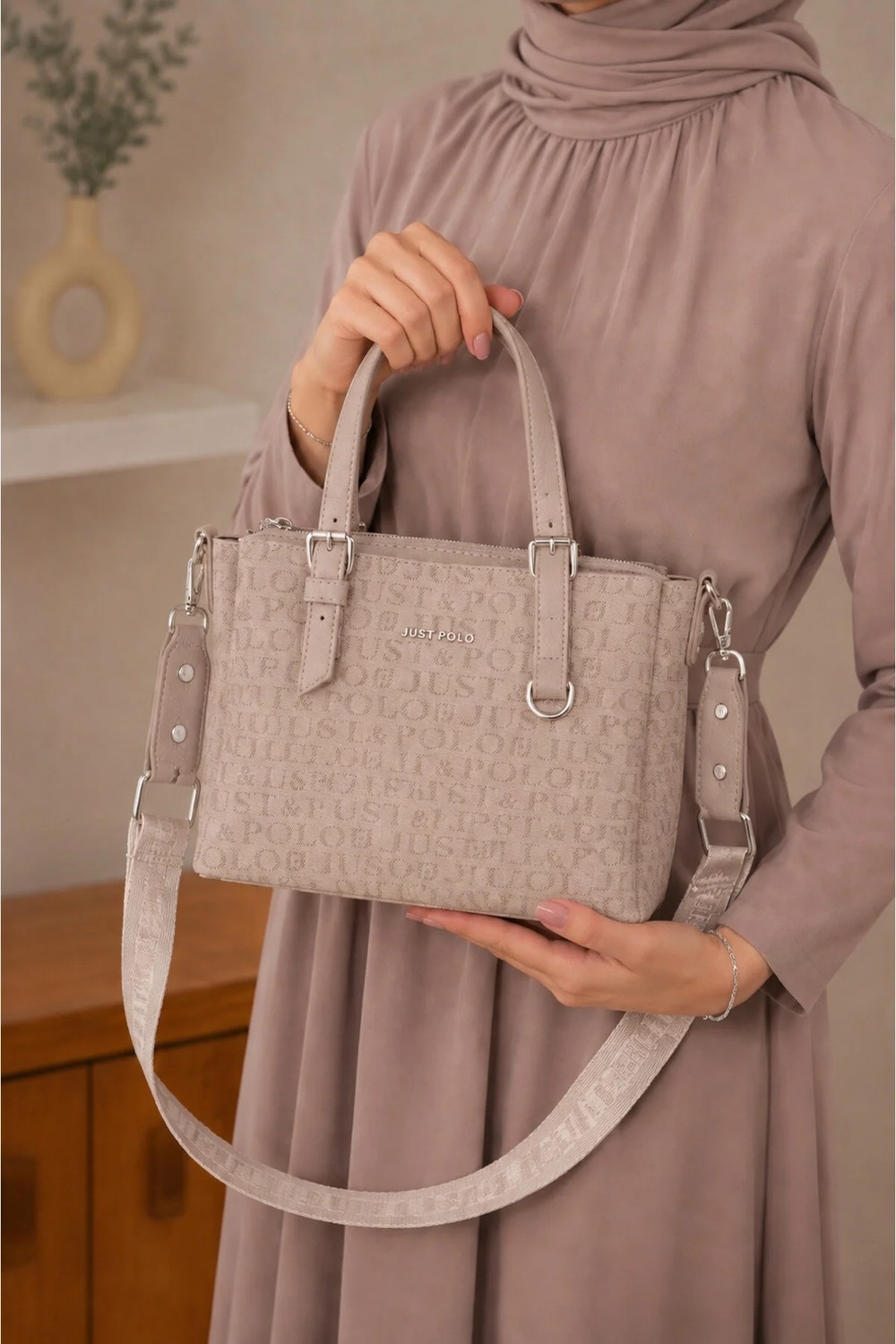 Just Polo Kadın Orta Boy Premium Deri Ayarlanabilir Askılı 3 Bölmeli Şık El & Omuz Çantası Shoulder Bag görsel 7