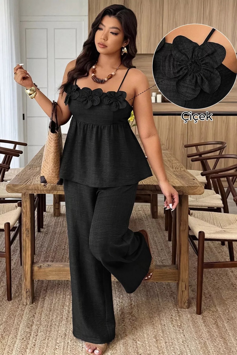 Gülseli Kadın Ayarlanabilir Askılı Gül Figürlü Bluz Bel Lastikli Pantolon Ikili Takım P-00022925