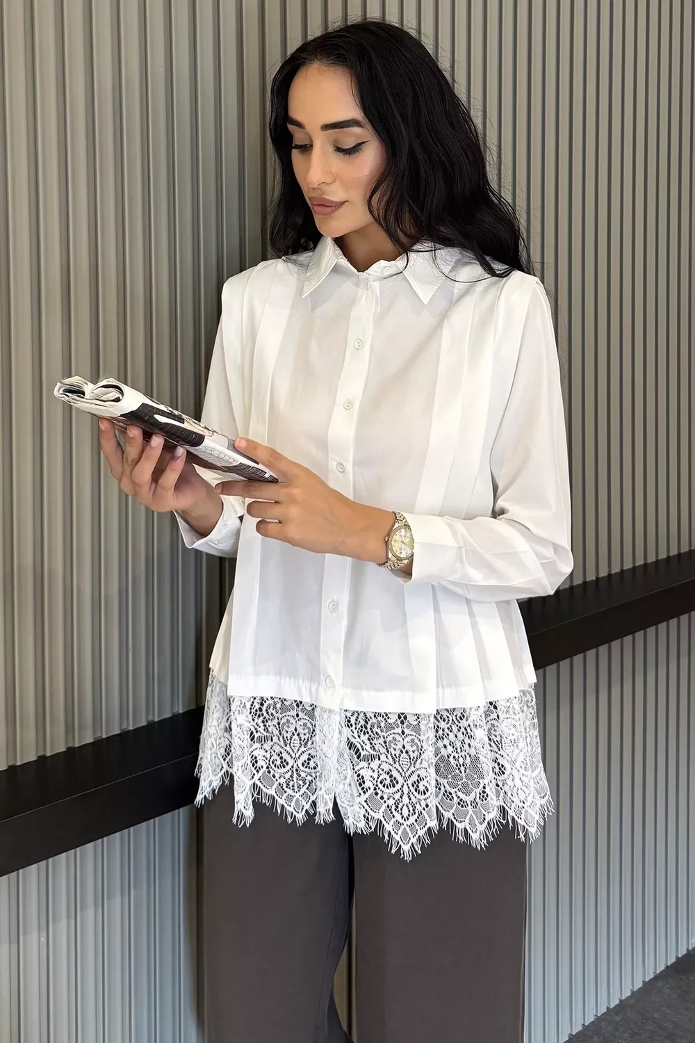 Gülseli Kadın Pileli Dantelli Gömlek P-00022974