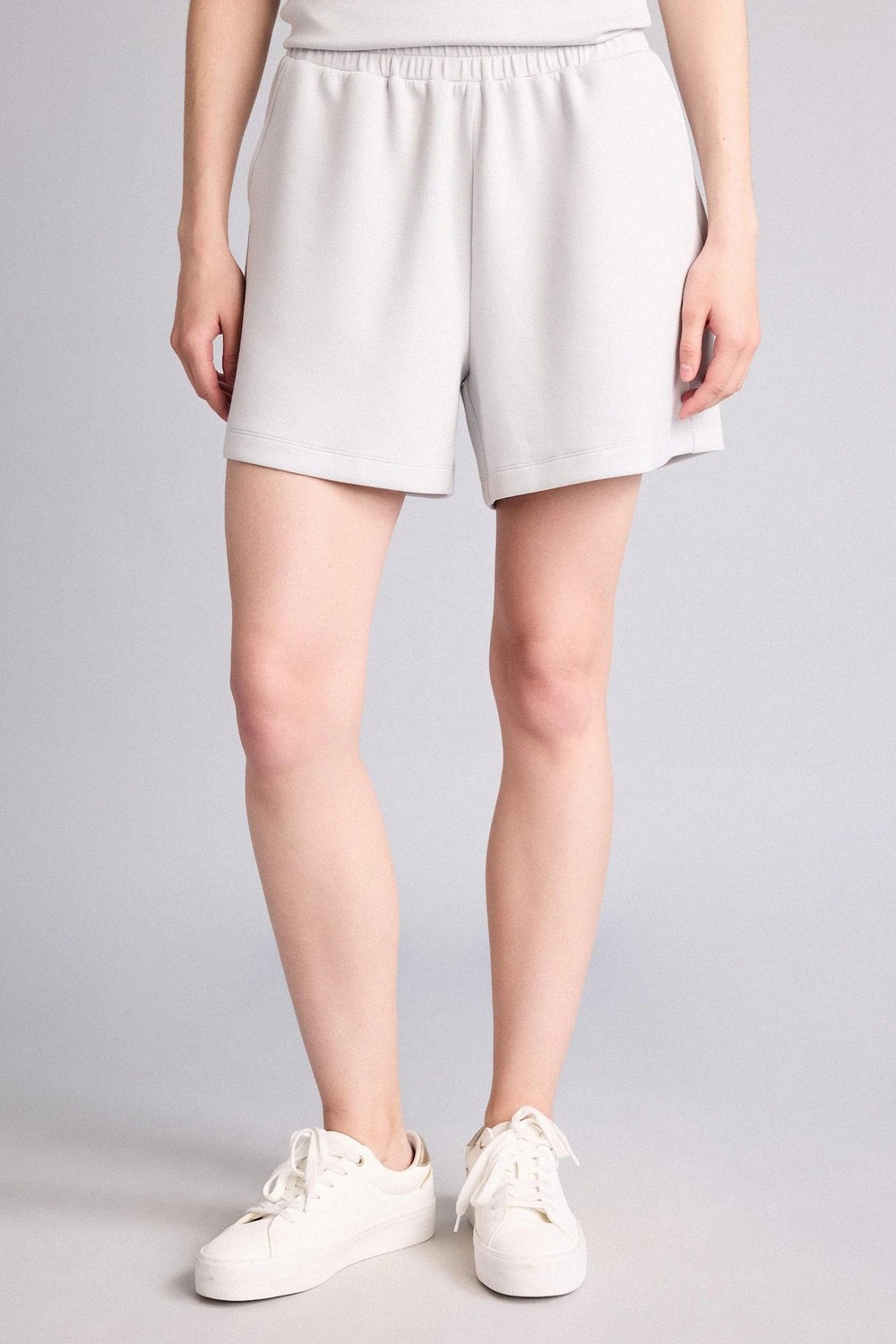 DeFacto Ultra Yumuşak Relax Fit Açık Gri Bermuda Şort H0575AX26SM görsel 5