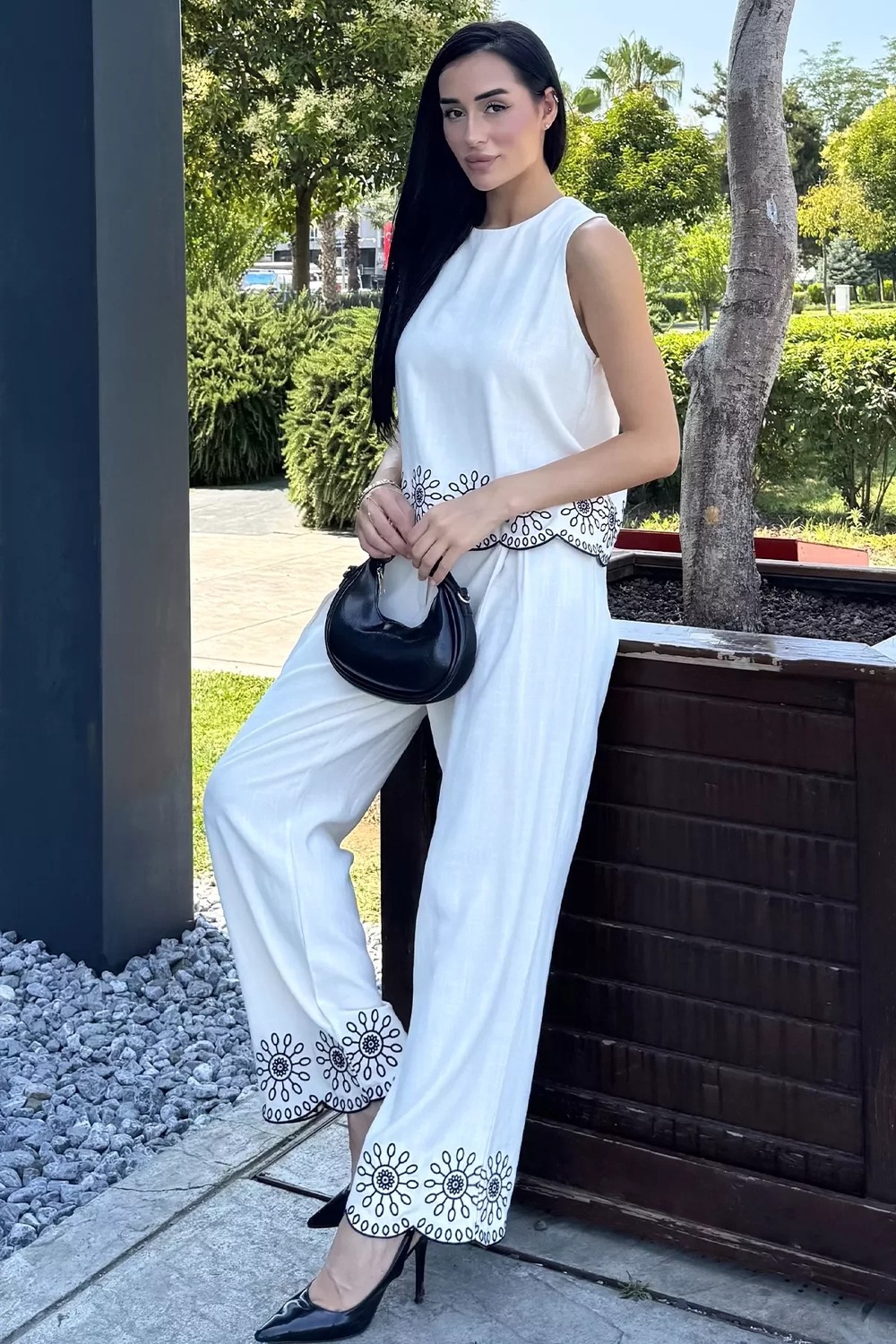 Gülseli Işlemeli Bluz Pantolon Ikili Takım P-00022663