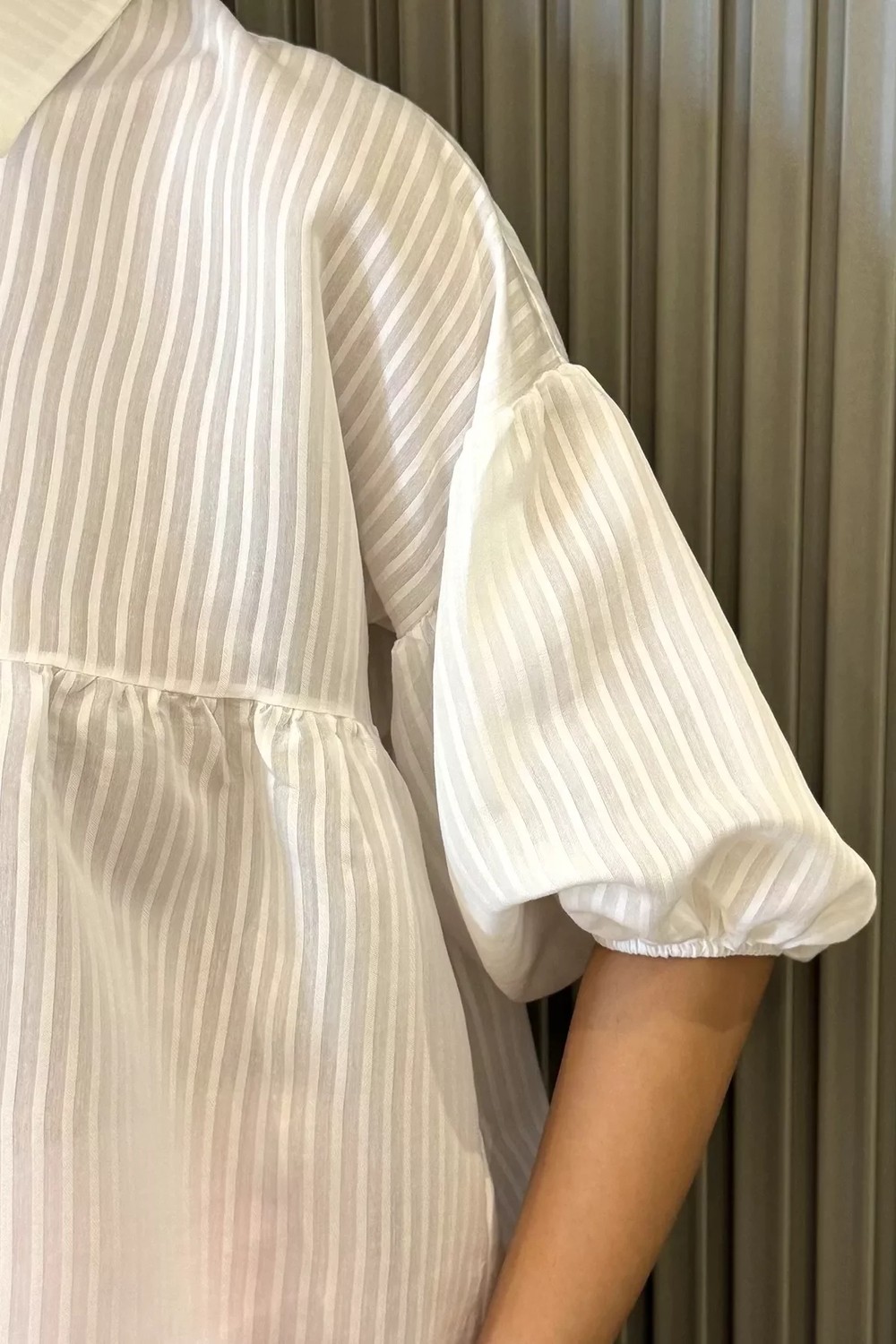 Gülseli Kadın Balon Kol Büzgülü Gömlek P-00022607 görsel 5