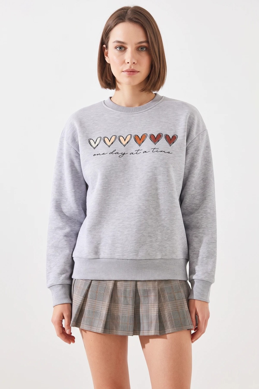 Efnaz Style Kadın Üç Iplik Şardonlu Renkli Kalp Baskılı Gri Melanj Sweatshirt