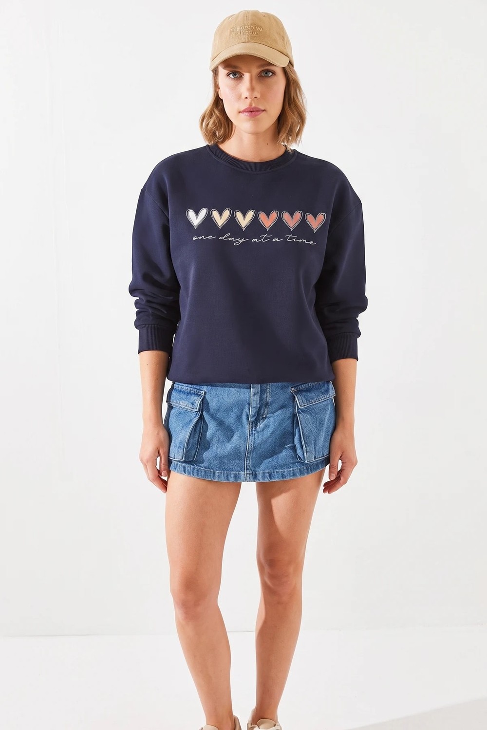 Efnaz Style Kadın Üç Iplik Şardonlu Renkli Kalp Baskılı Gri Melanj Sweatshirt görsel 2