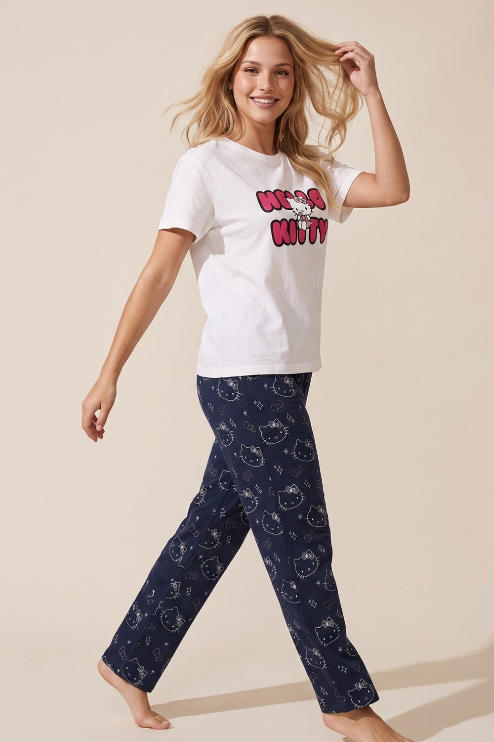 Siyah İnci Hello Kitty Lisanslı %100 Pamuk Ekru Çok Renkli Bisklet Yaka Pijama Takım 26120461 görsel 7