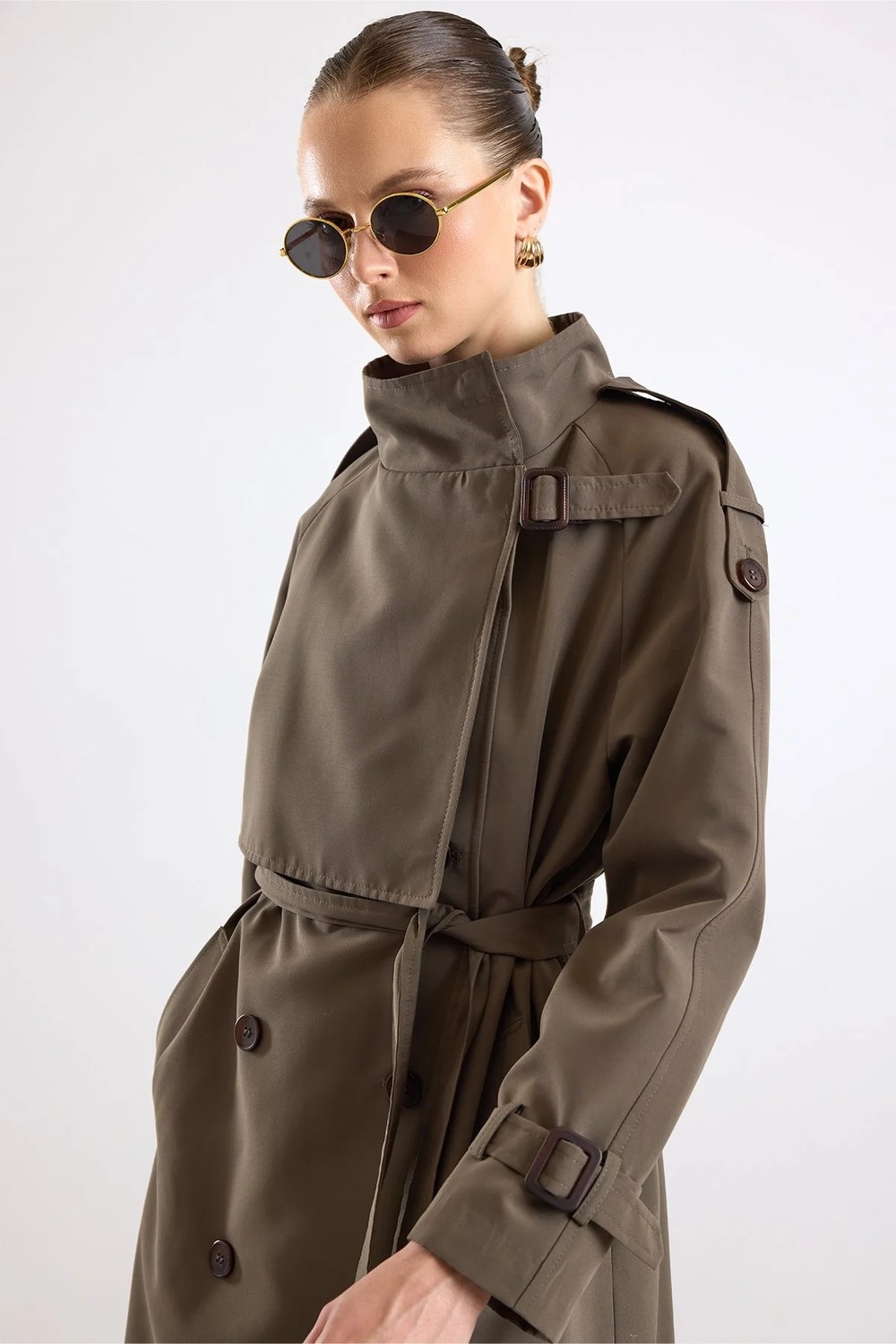 Olcay Dik Yaka Pelerin ve Pat Detaylı Oversize Su Itici Özellikli Trençkot Haki 6892 görsel 6
