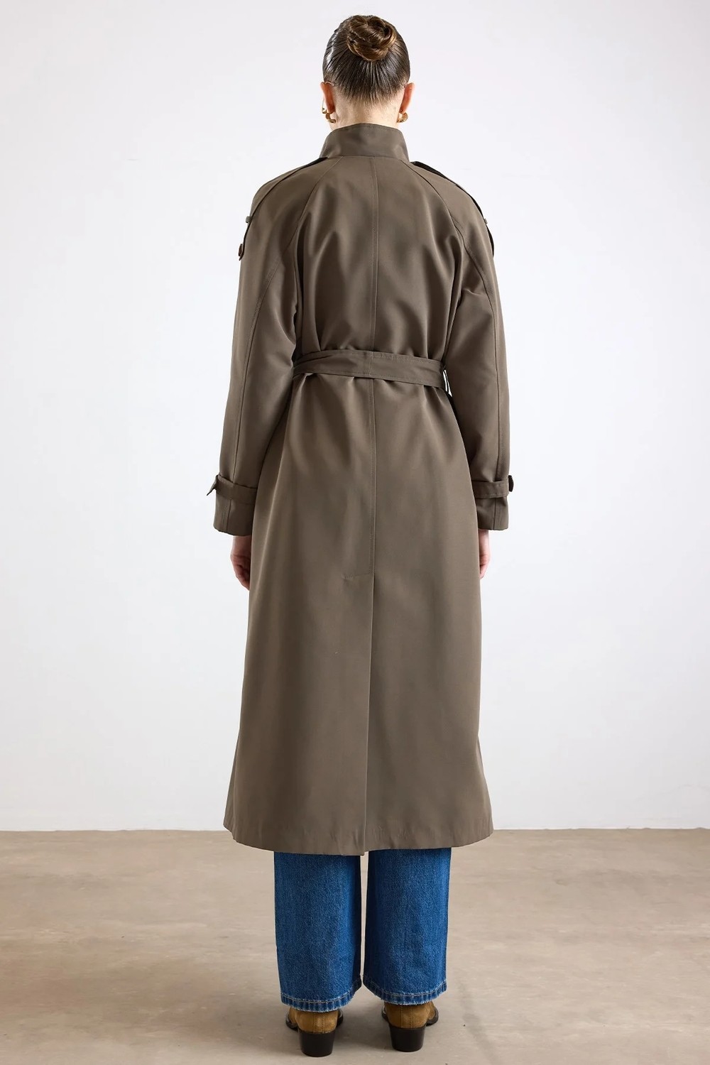 Olcay Dik Yaka Pelerin ve Pat Detaylı Oversize Su Itici Özellikli Trençkot Haki 6892 görsel 7