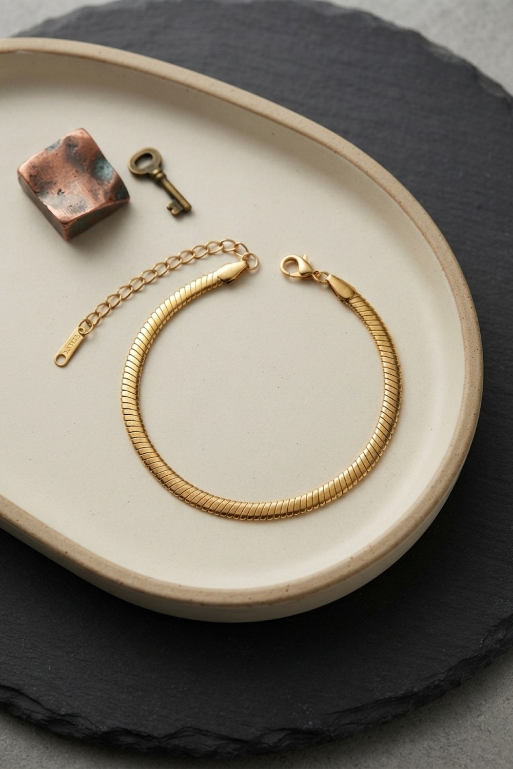 Callerrons Accessories Gold Renk Yassı Yılan Zincir Model Erkek Bileklik - EBJ260822W46396