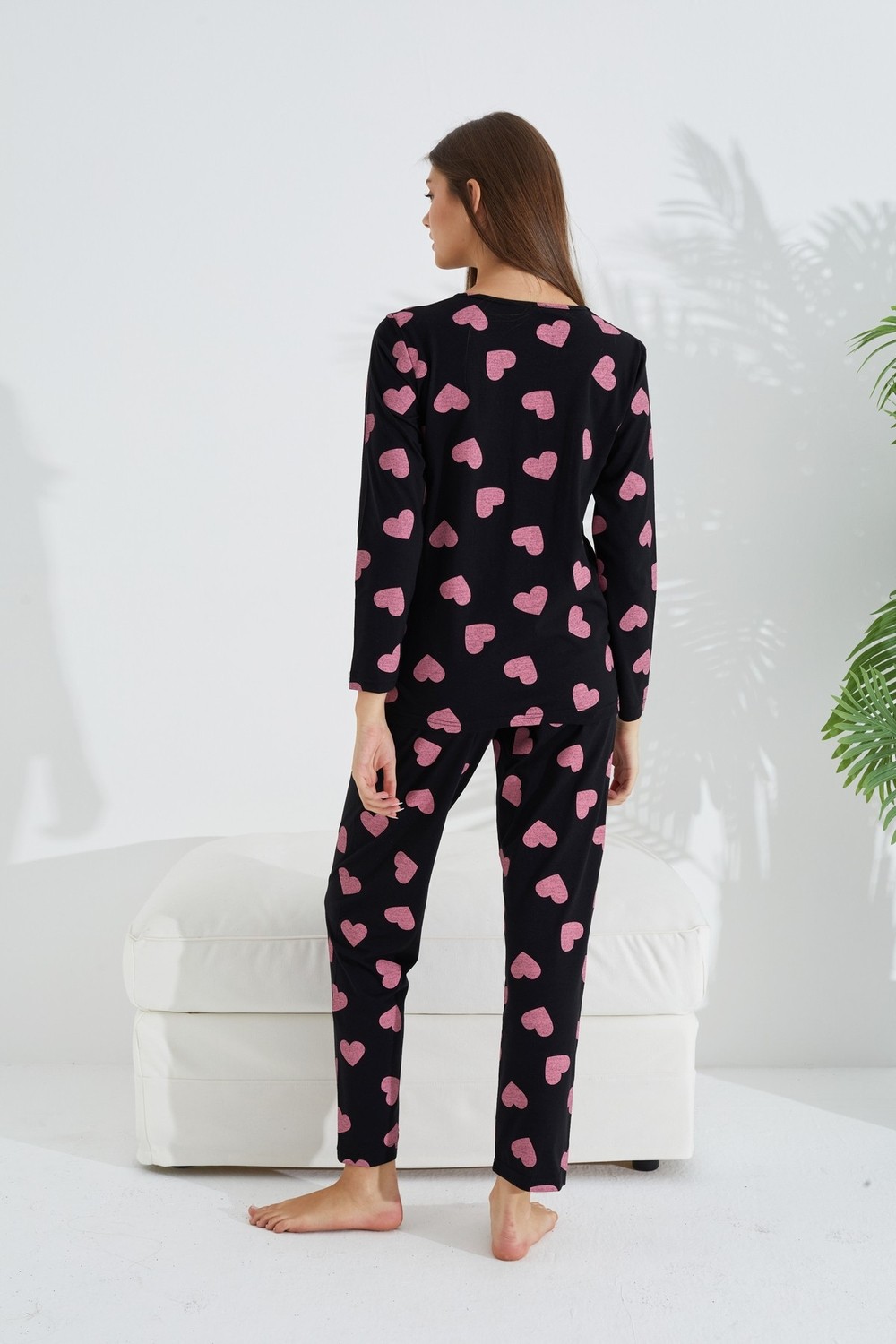 Siyah İnci Kadın Pijama Takımı Pamuklu Siyah Pembe Kalp Desenli Rahat ve Şık Tasarım görsel 3