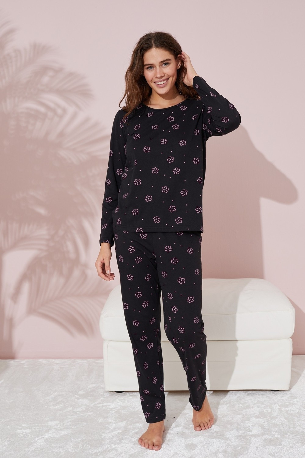 Siyah İnci Siyah Pembe Çiçek Desenli Pamuklu Pijama Takımı görsel 2