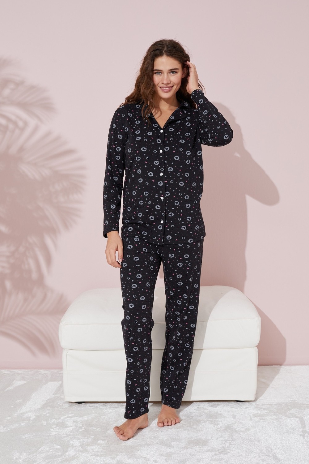 Siyah İnci Siyah Beyaz Küçük Kalp Desenli Pamuklu Düğmeli Pijama Takımı görsel 2
