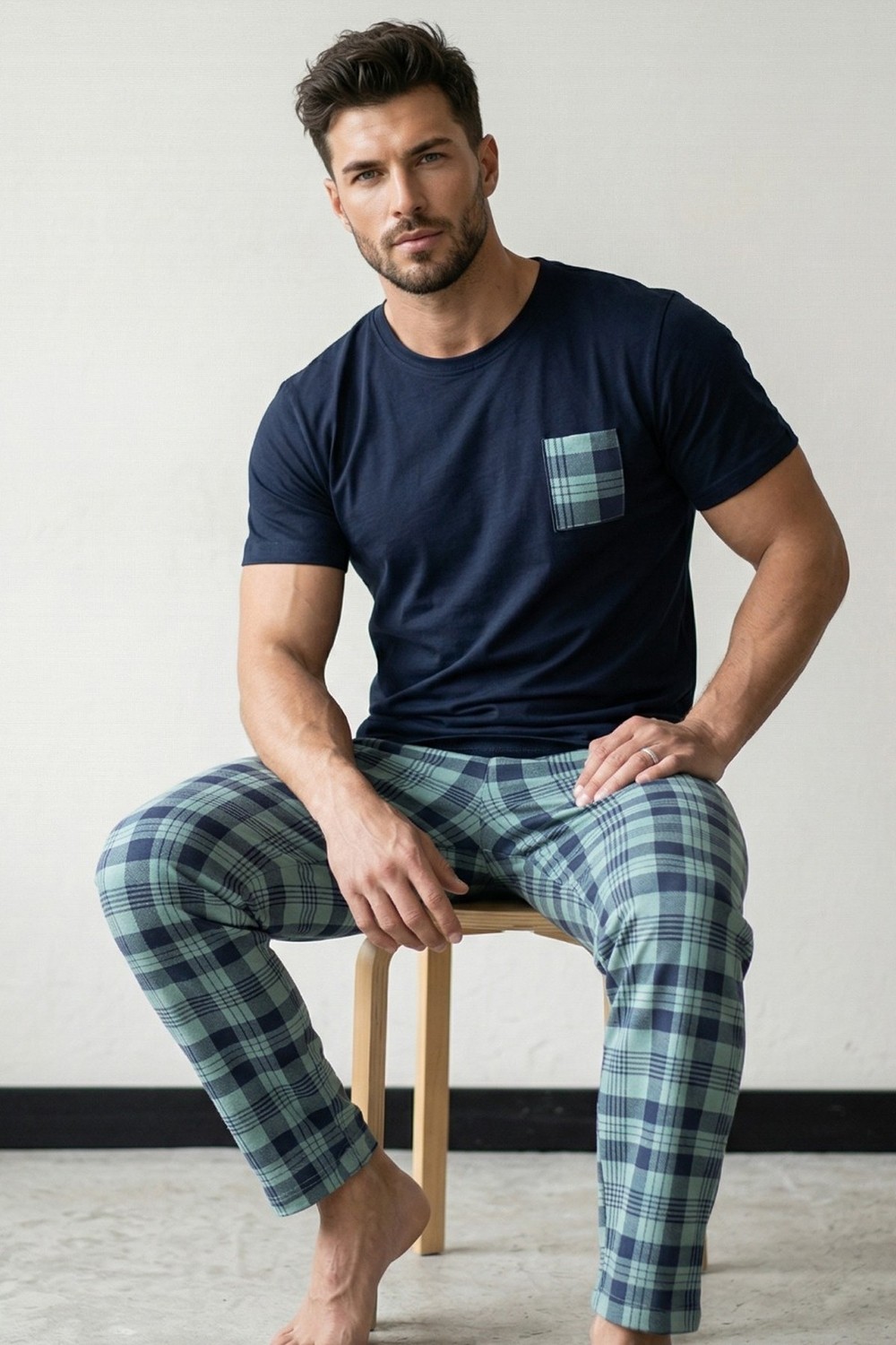 Siyah İnci Ekru Haki Ekose Desenli Cep Nakışlı Örme Kısa Kollu Pijama Takım 8000