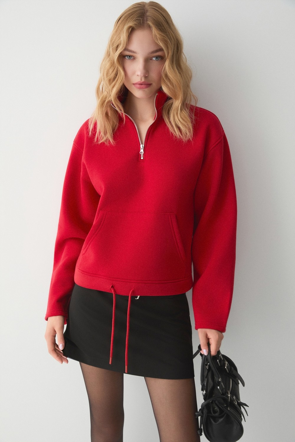 Ethiquet Bellagıo Kadın Organik Pamuklı Kanguru Cepli Yakası Fermuarlı Kırmızı Sweatshirt görsel 7