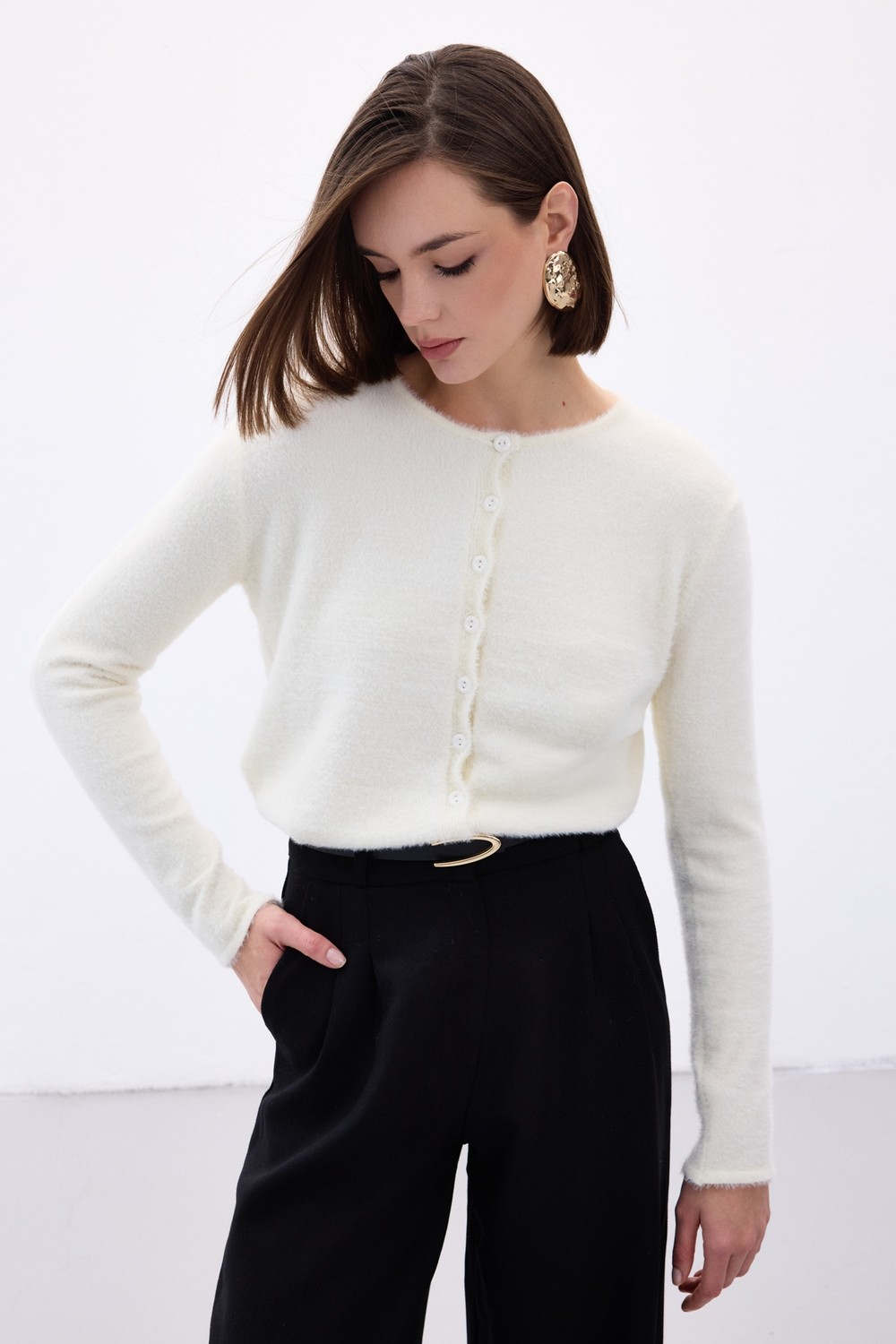 Sateen Düğmeli Sakallı Hırka - Ekru görsel 3