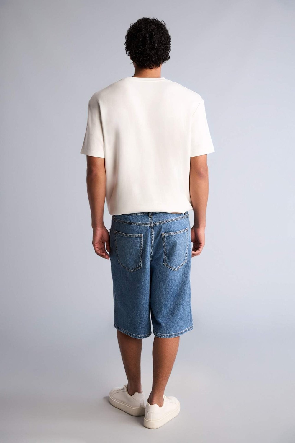 Die Grup DEFACTO%100 Pamuk Baggy Fit Bermuda Jean Şort G4219AX26SM görsel 5