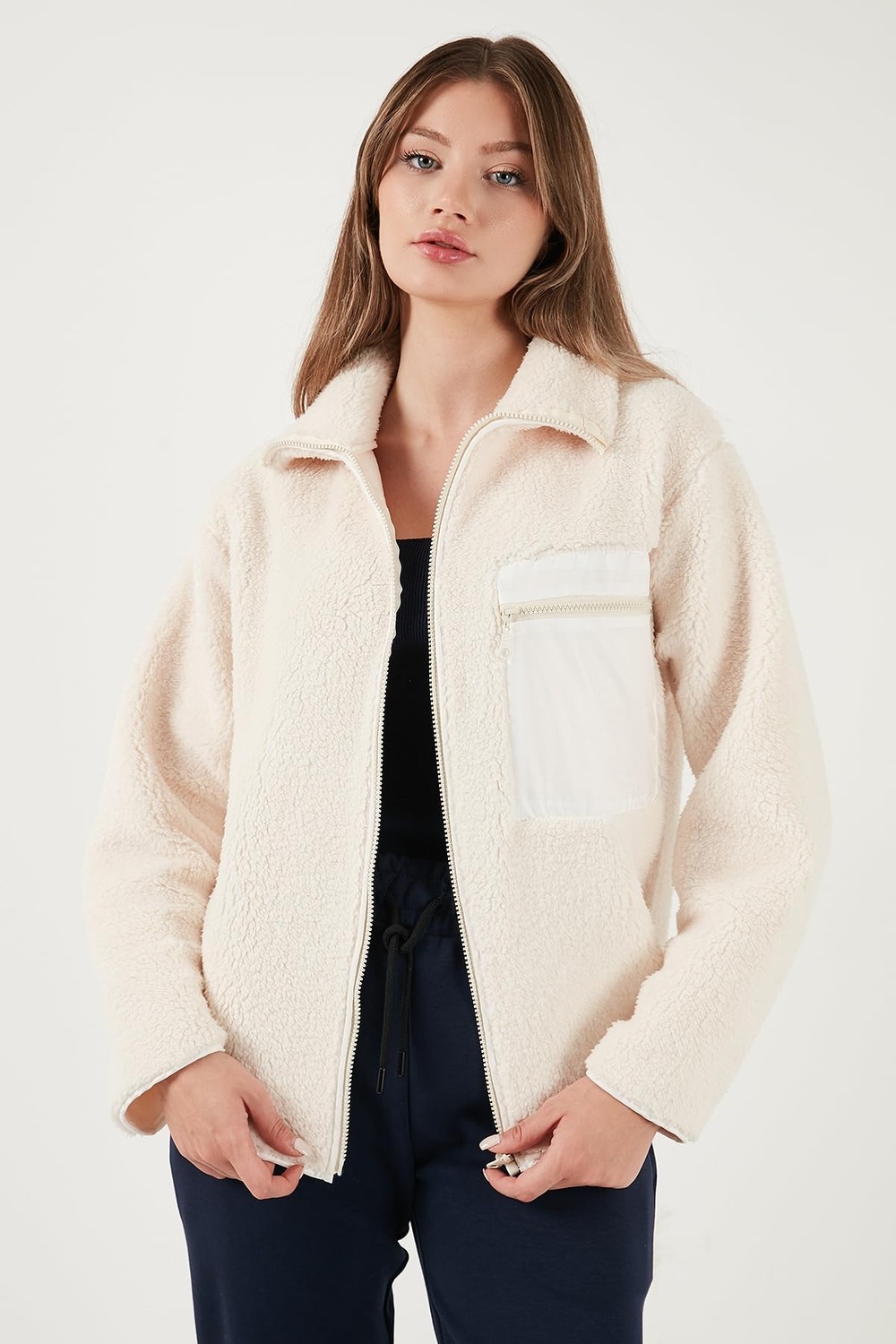 Die Grup Lela Regular Fit Klasik Yaka Göğüs Cep Detaylı Peluş Hırka Polar Bayan Polar 5866437 görsel 5