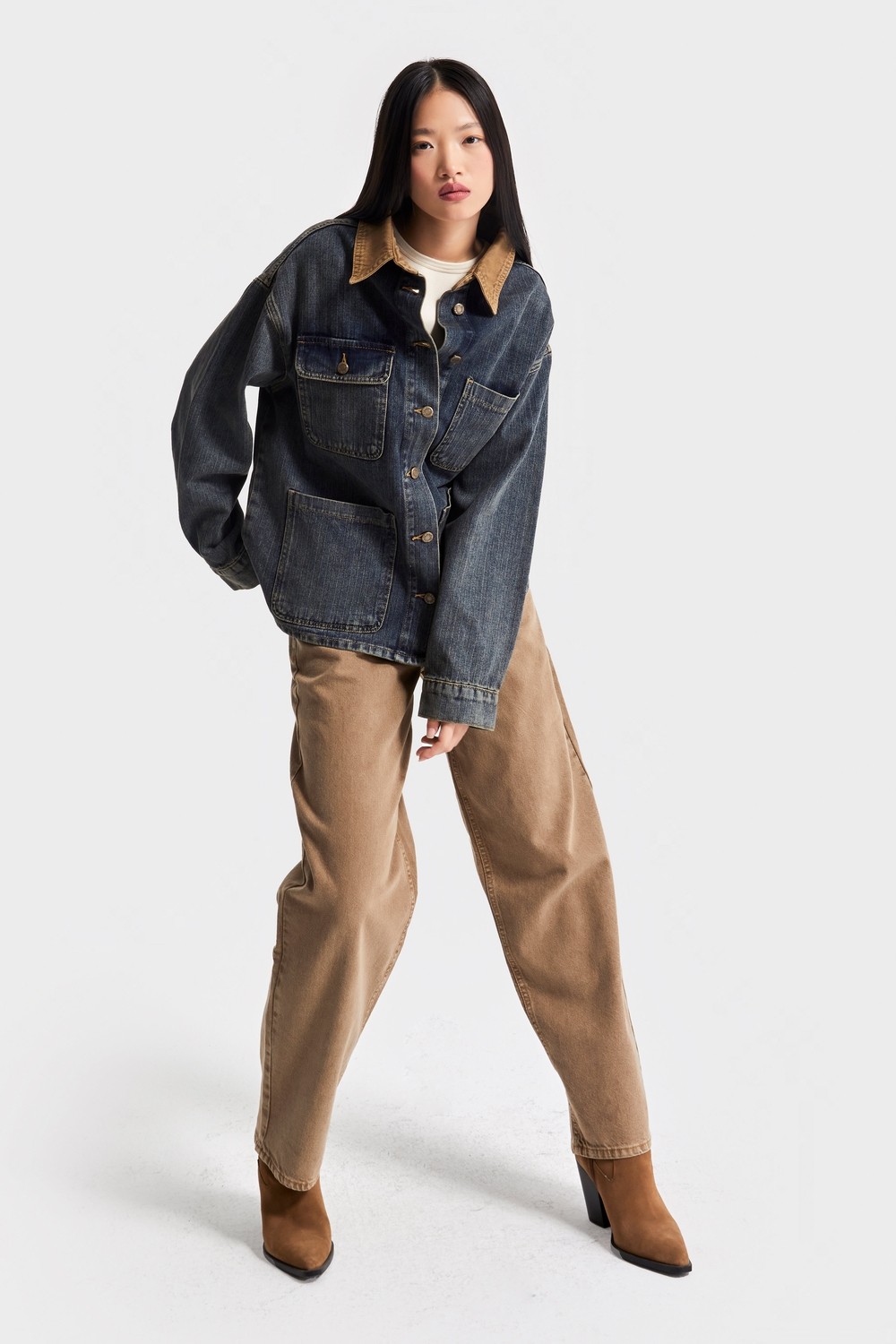 It's Basic Kadın T.kot Rengi 2W5-8 Oversize Önü Düğmeli Yaka Detaylı Tasarım Denim Ceket görsel 3