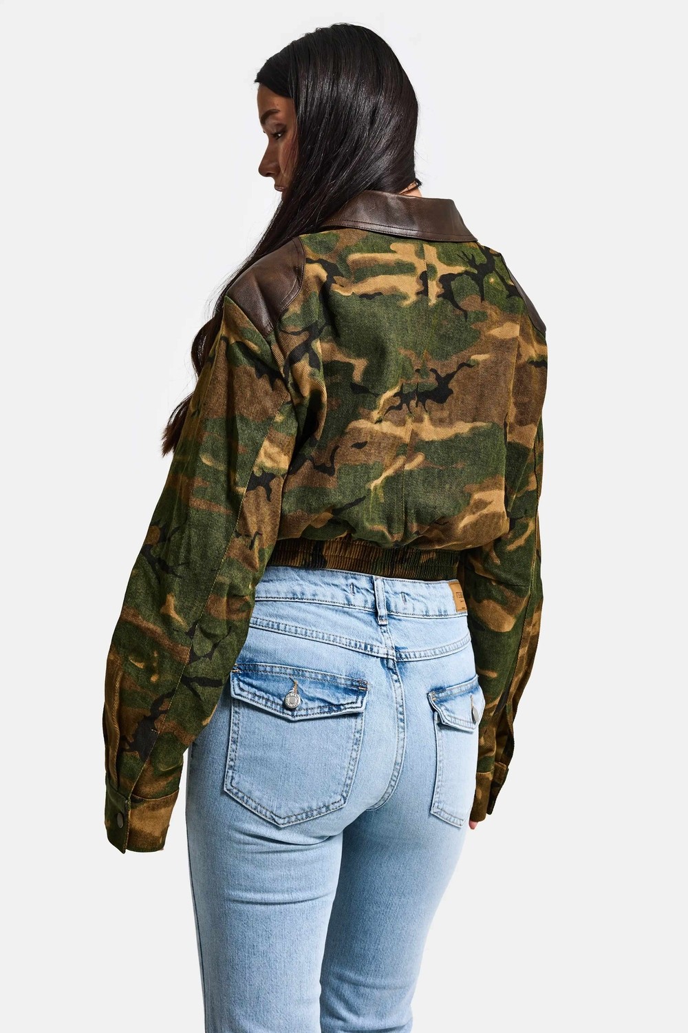 It's Basic Kadın Kamuflaj W5 Bomber Deri Detaylı Özel Tasarım Kamuflaj Ceket görsel 3