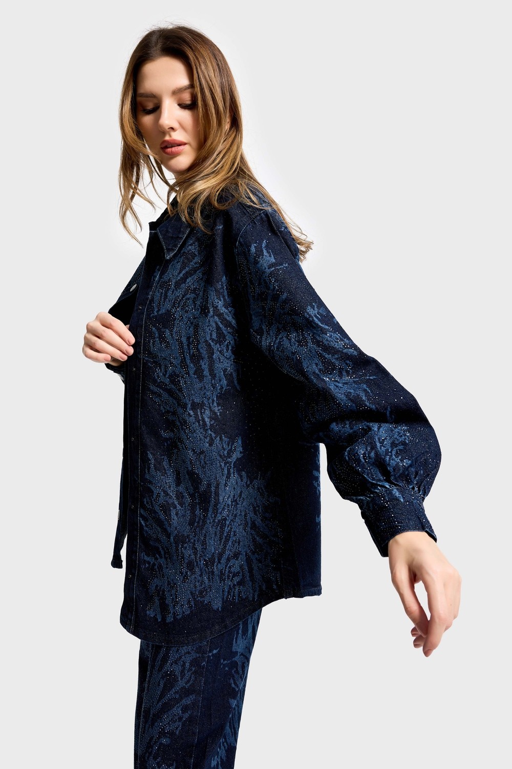 It's Basic Kadın Koyu Kot Rengi 9s6-5 Oversize Parlak Taş Desen Detaylı Özel Tasarım Denim Ceket görsel 3