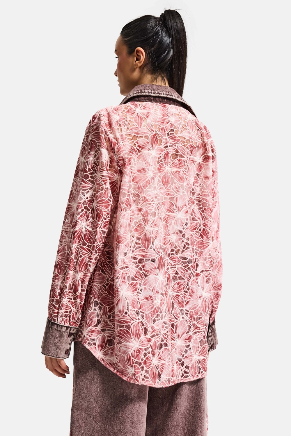 It's Basic Kadın Pembe 4S6-157 Oversize Özel Tasarım Dantel ve Gül Detaylı Denim Yakalı Gömlek Ceket görsel 3