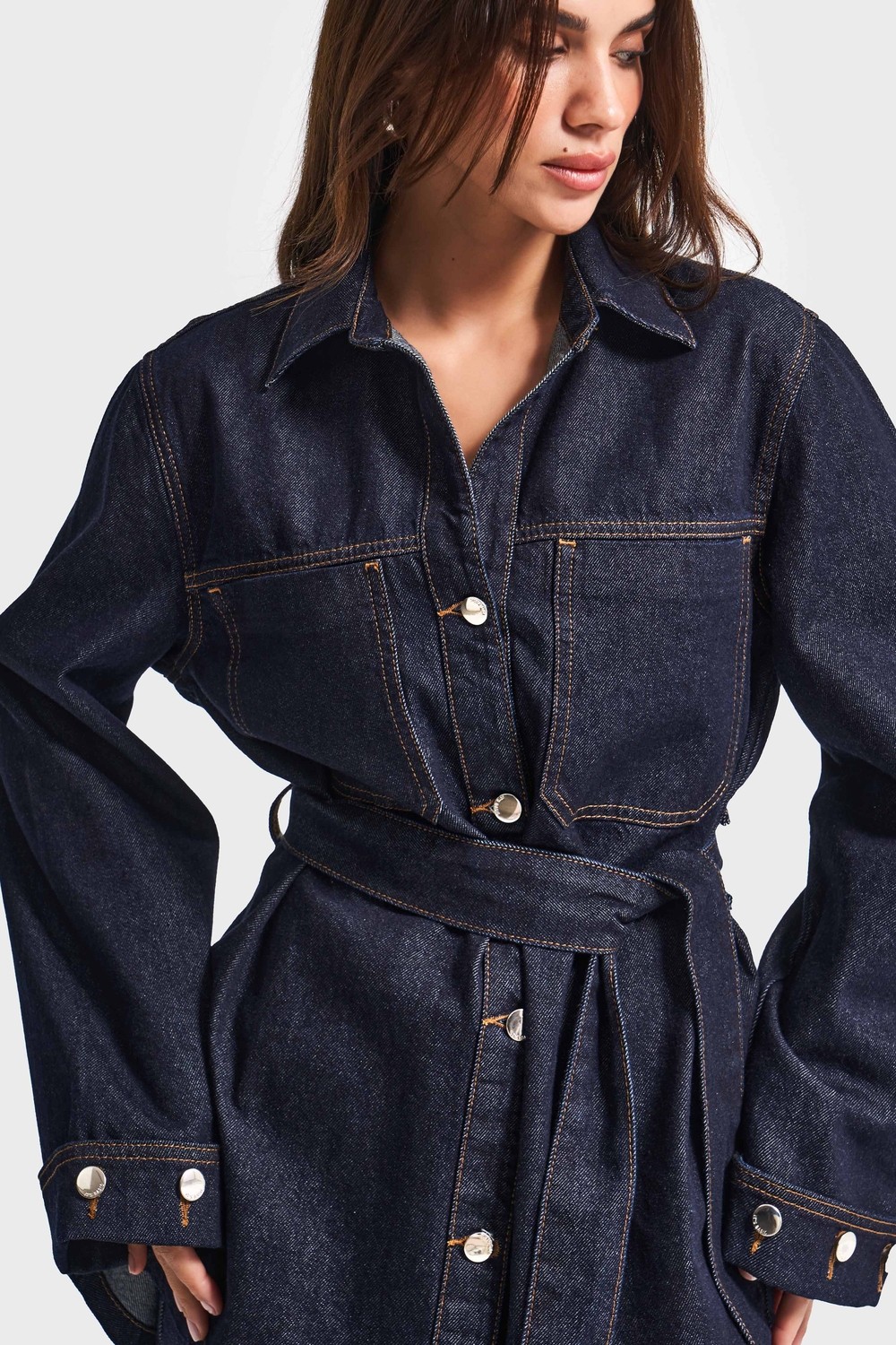 It's Basic Kadın Indigo Renk 7W5-50 Kemer Detaylı %100 Koton Denim Trençkot görsel 4