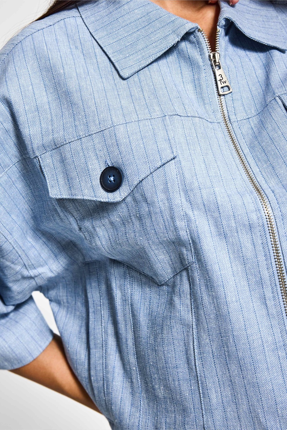 It's Basic Kadın Mavi Renk Oversize Cep Detaylı Özel Tasarım Denim Ceket görsel 6