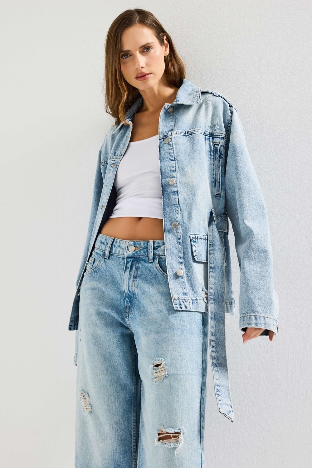 It's Basic Kadın Ice 12S6-32 Oversize Kemer Detaylı Yırtık %100 Koton Denim Ceket görsel 6