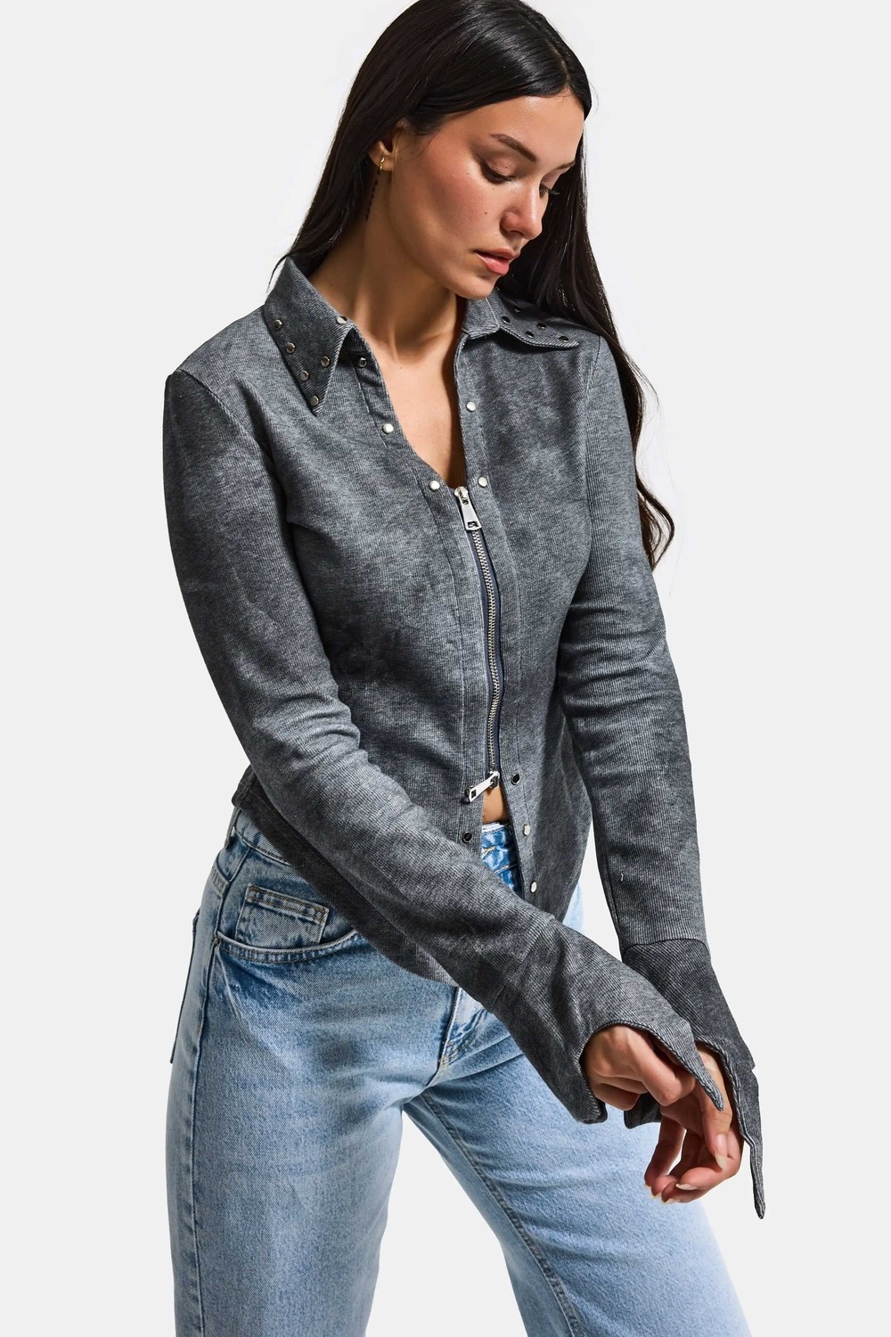 It's Basic Kadın Siyah W5 Fermuar ve Drop Detaylı Özel Tasarım Crop Top görsel 3